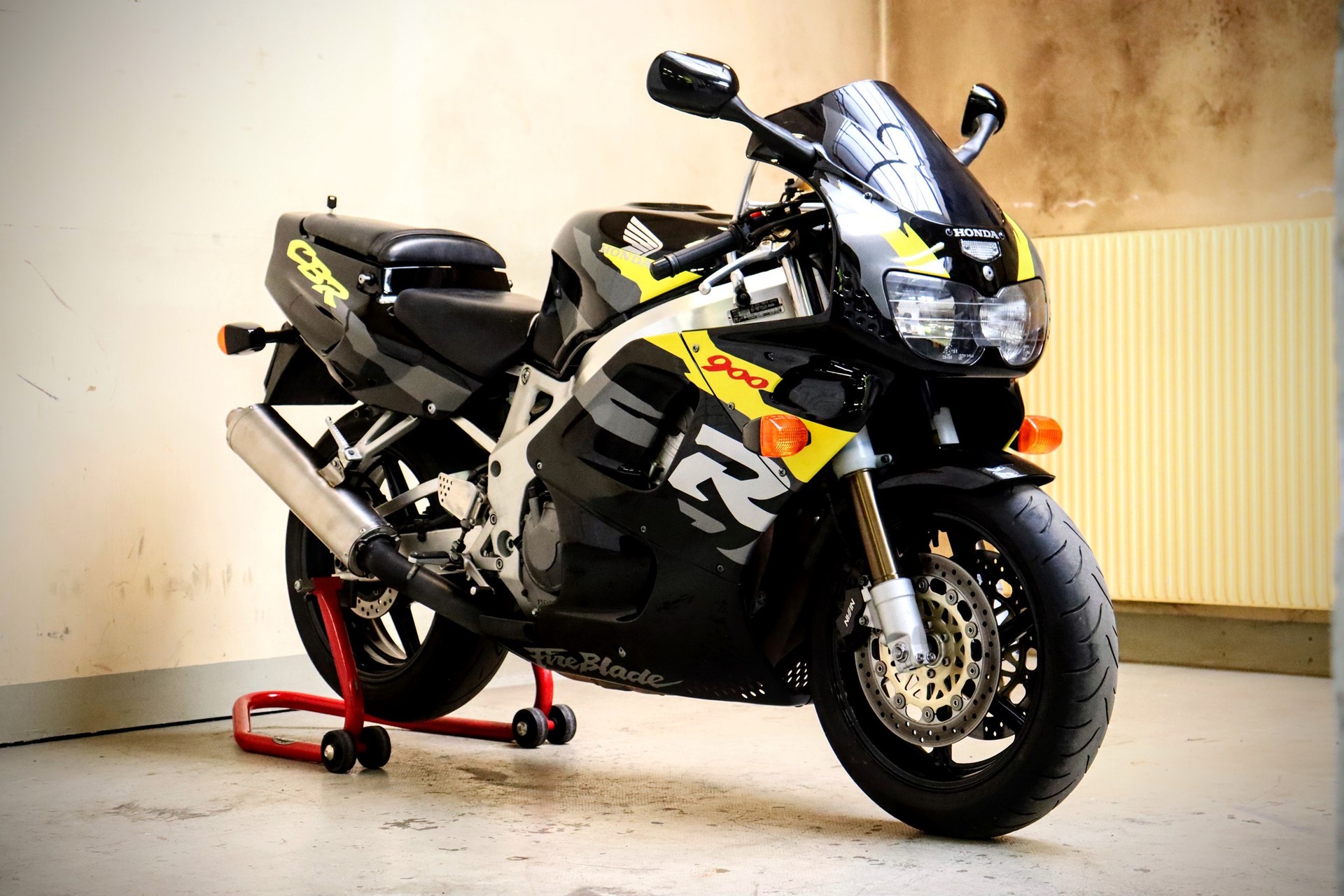 HONDA CBR 900 RR N/P Fireblade