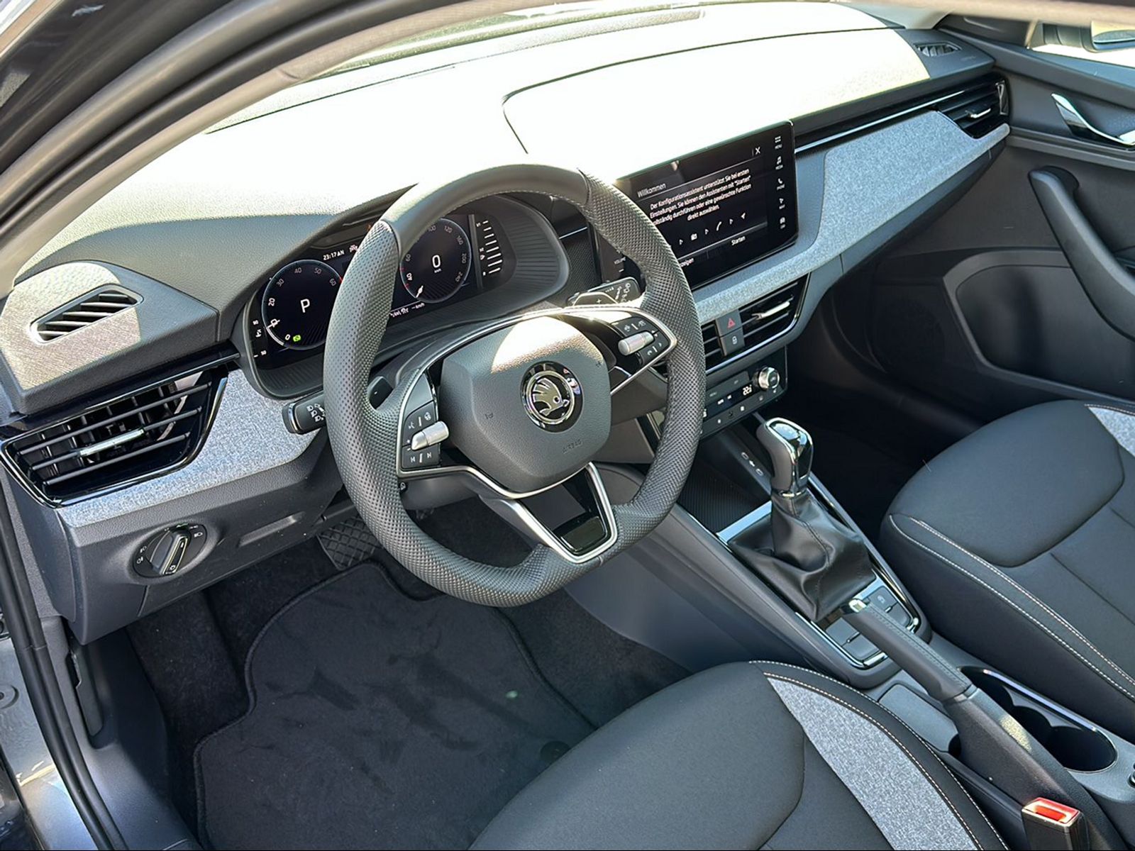 SKODA Kamiq 1.0 TSI Selection DSG-showroom-element-3