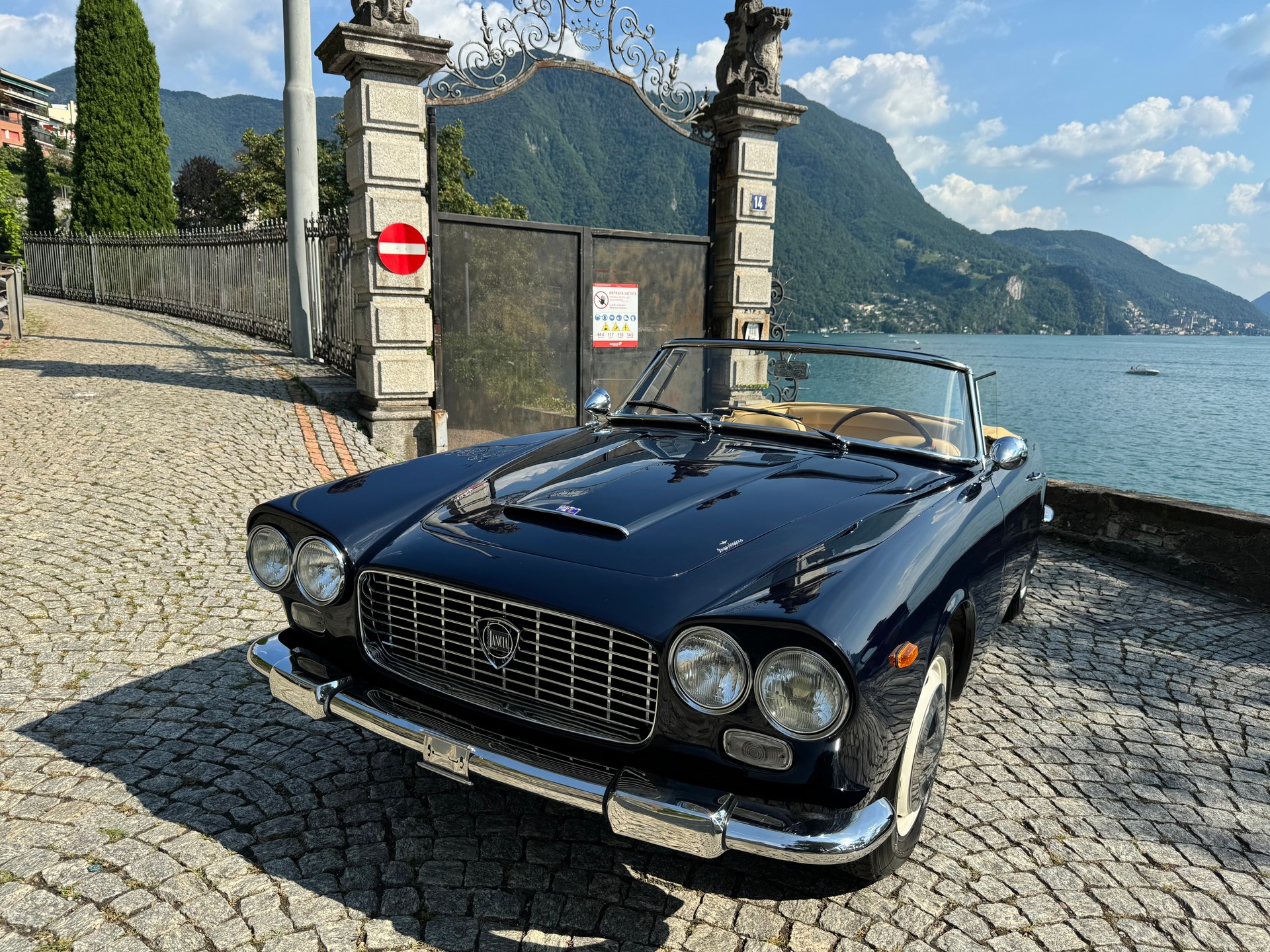 LANCIA touring convertibile 2800 3C superleggera-image-12