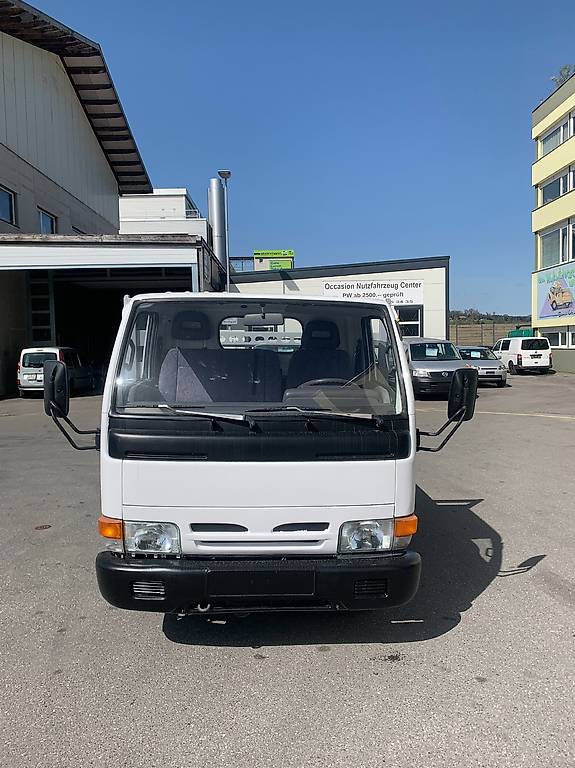 NISSAN Cabstar 2.3D-image-4