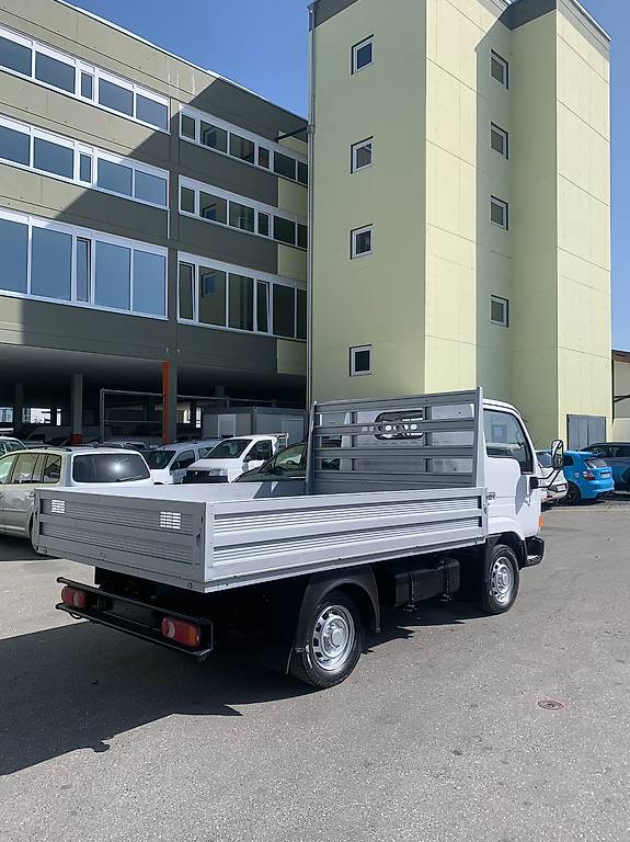 NISSAN Cabstar 2.3D-showroom-element-2