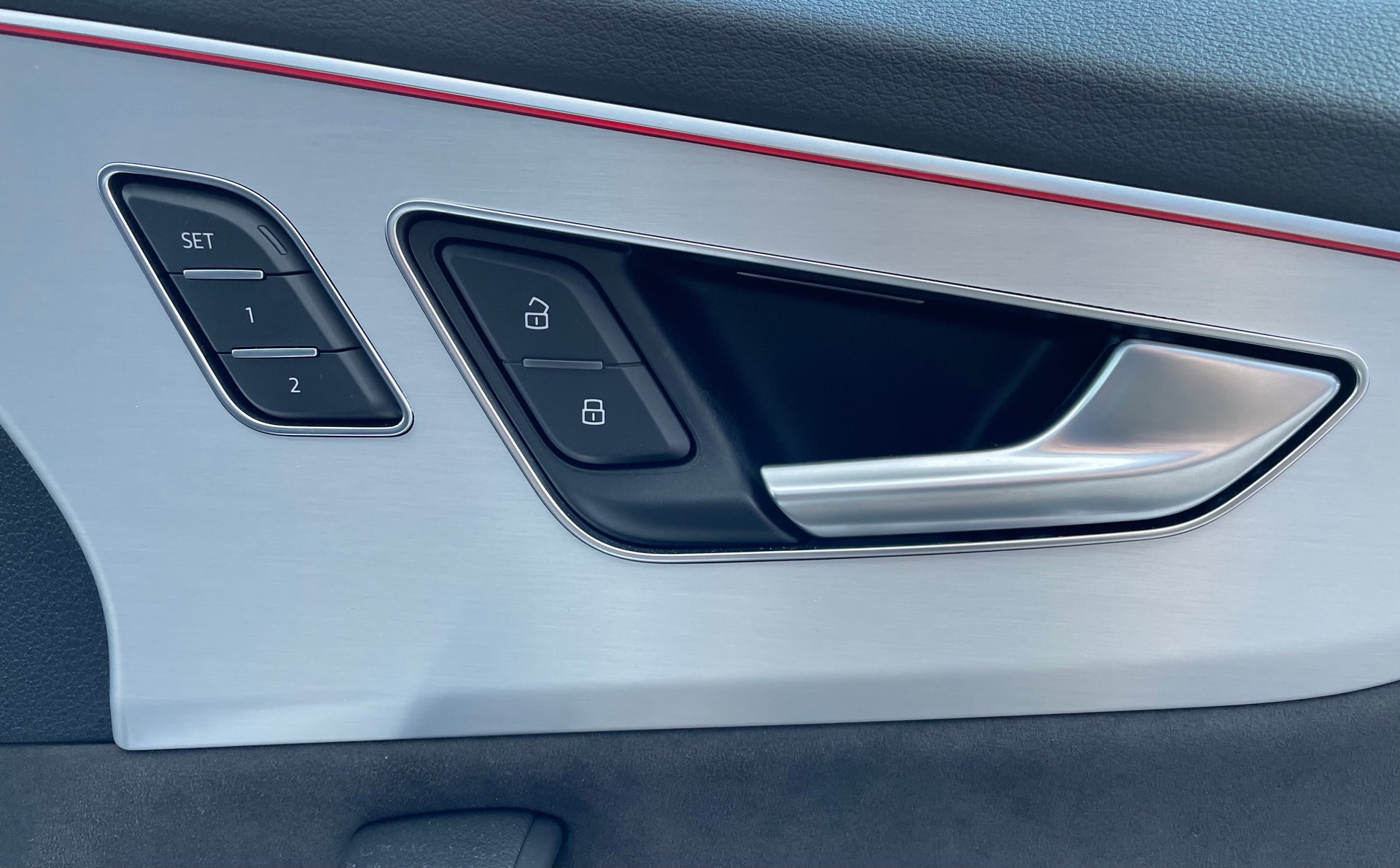 AUDI Q8 50 TDI quattro tiptronic-image-13