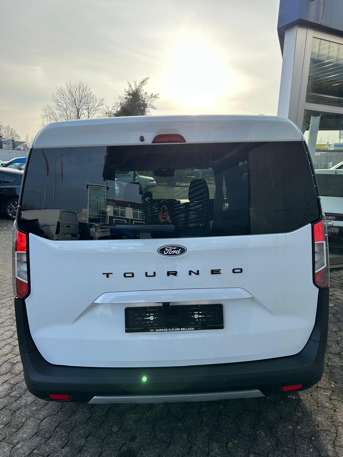 FORD Tourneo Courier 1.0 EcoBoost Active Automat-image-8