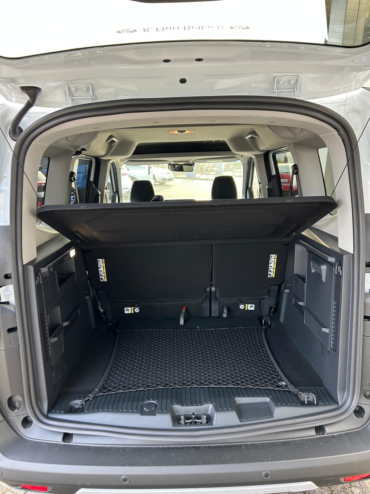 FORD Tourneo Courier 1.0 EcoBoost Active Automat-image-7