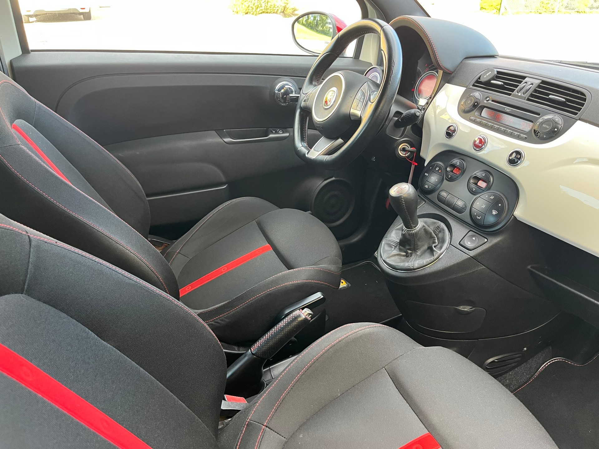 FIAT 500 1.4 16V Turbo Abarth-image-7