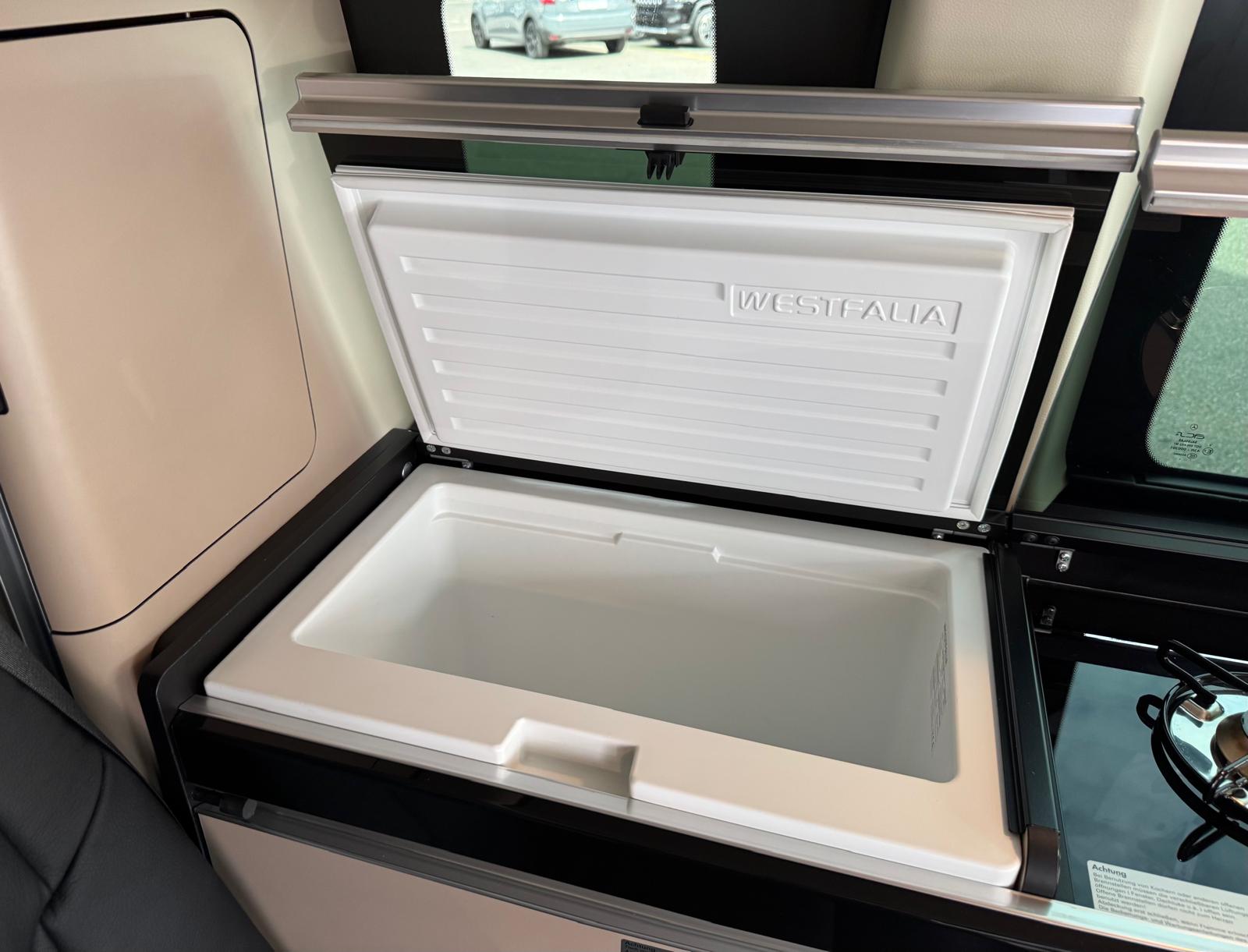 MERCEDES-BENZ Marco Polo 300 d 4M Automat AMG Line-image-28