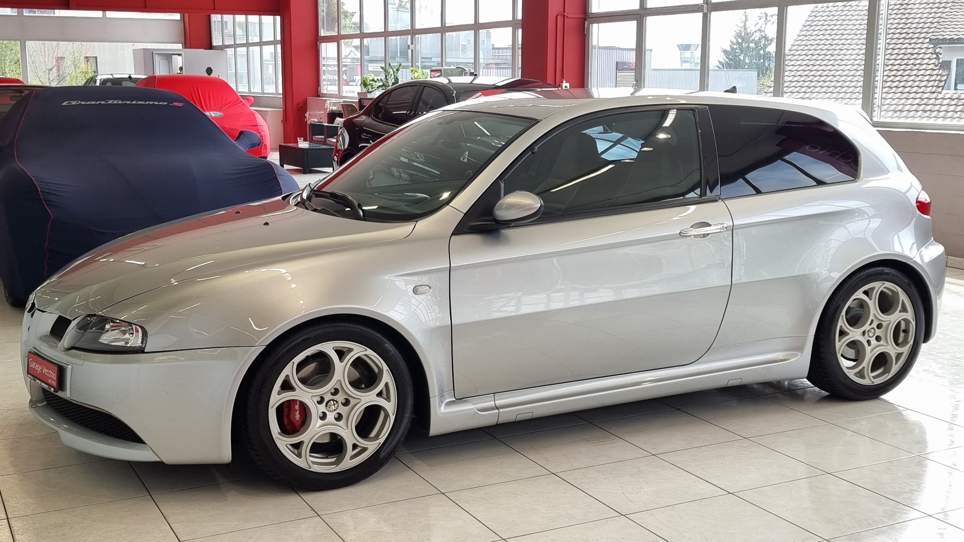 ALFA ROMEO 147 3.2 GTA-showroom-element-2