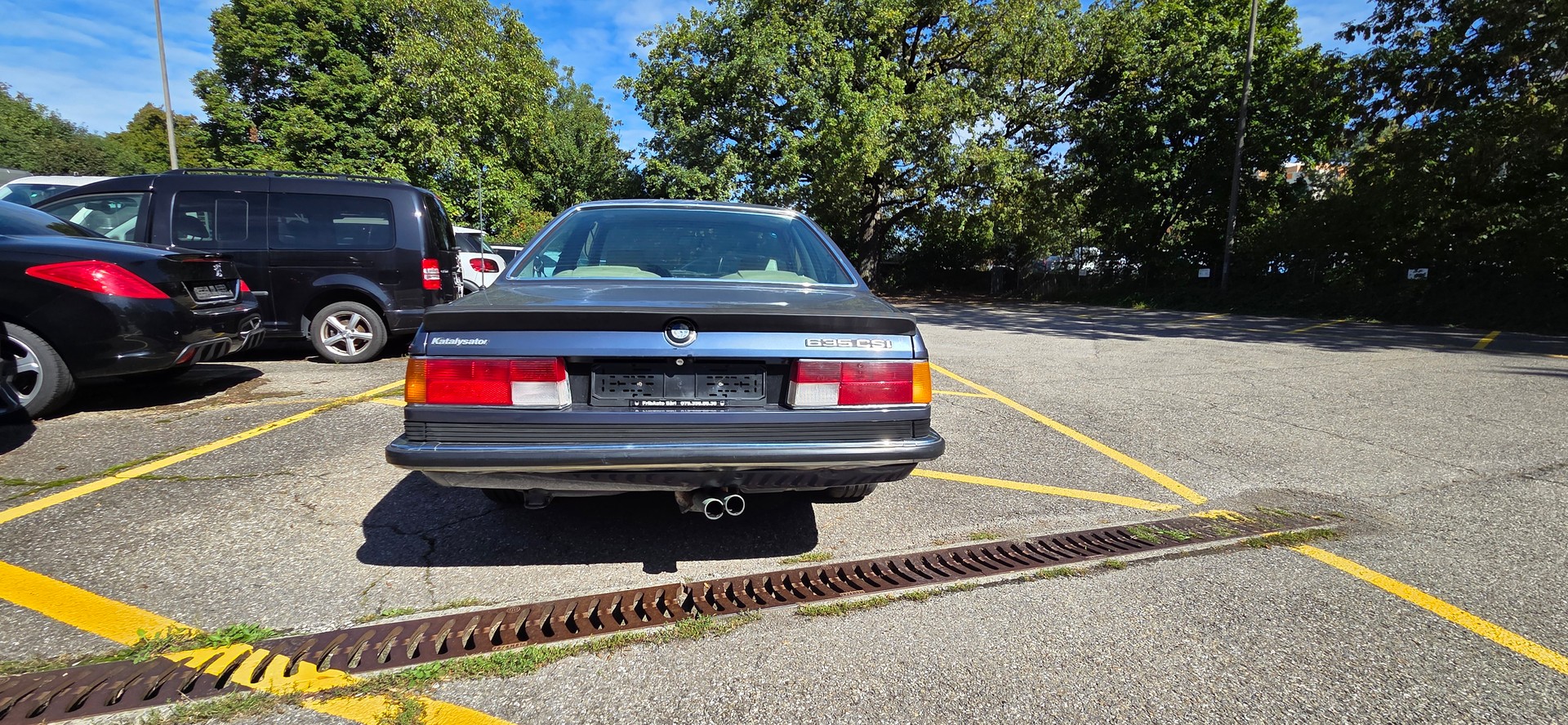 BMW 635CSi A-image-6