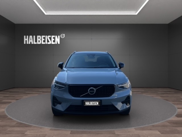 VOLVO XC40 2.0 B4 MH Plus Dark-showroom-element-1