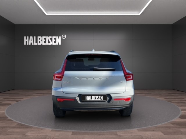 VOLVO XC40 2.0 B4 MH Plus Dark-image-5