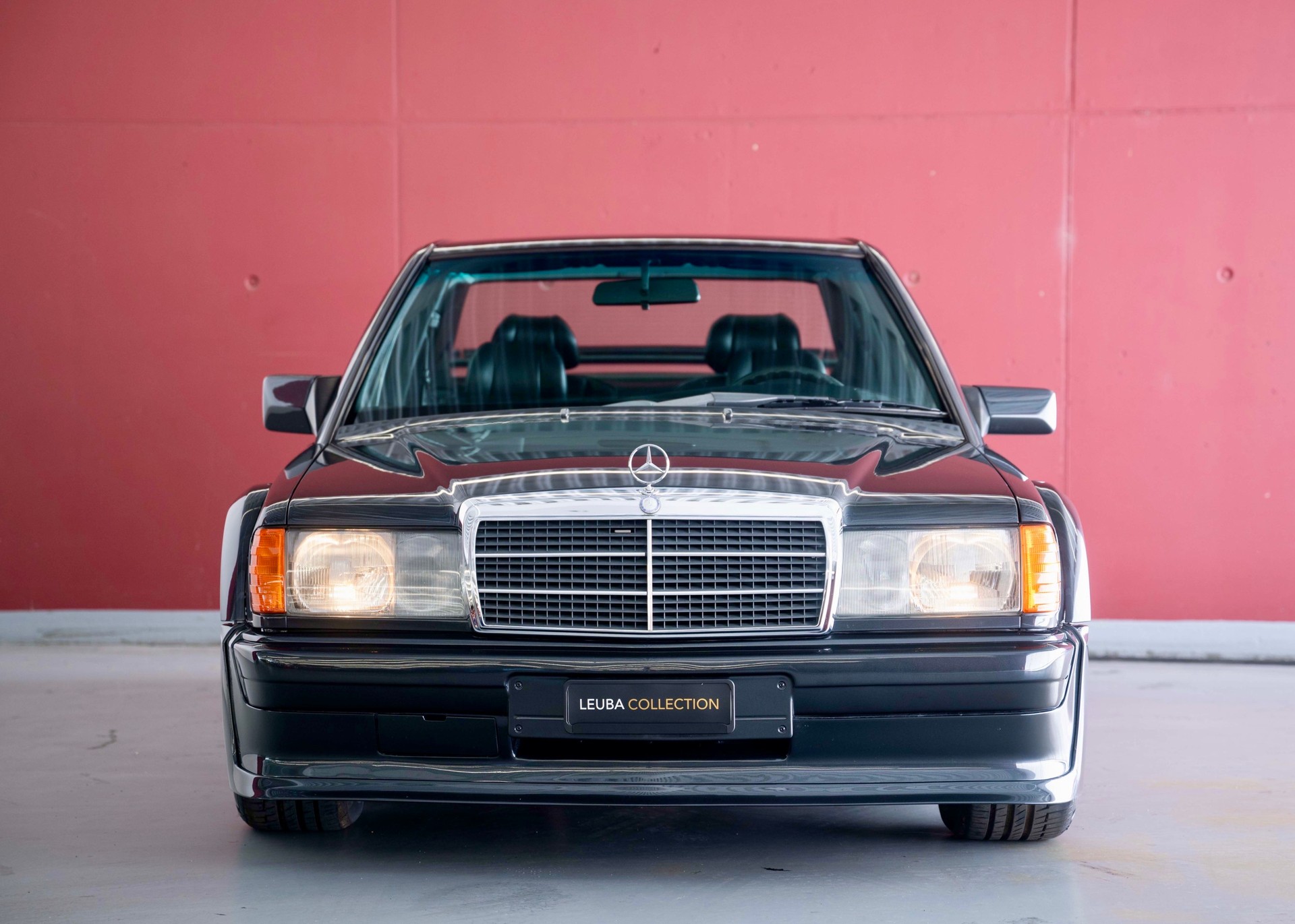 MERCEDES-BENZ 190 E 2.5-16 Evo I (2nd hand Swiss model, 1 of 502, fantastic condition)-showroom-element-2