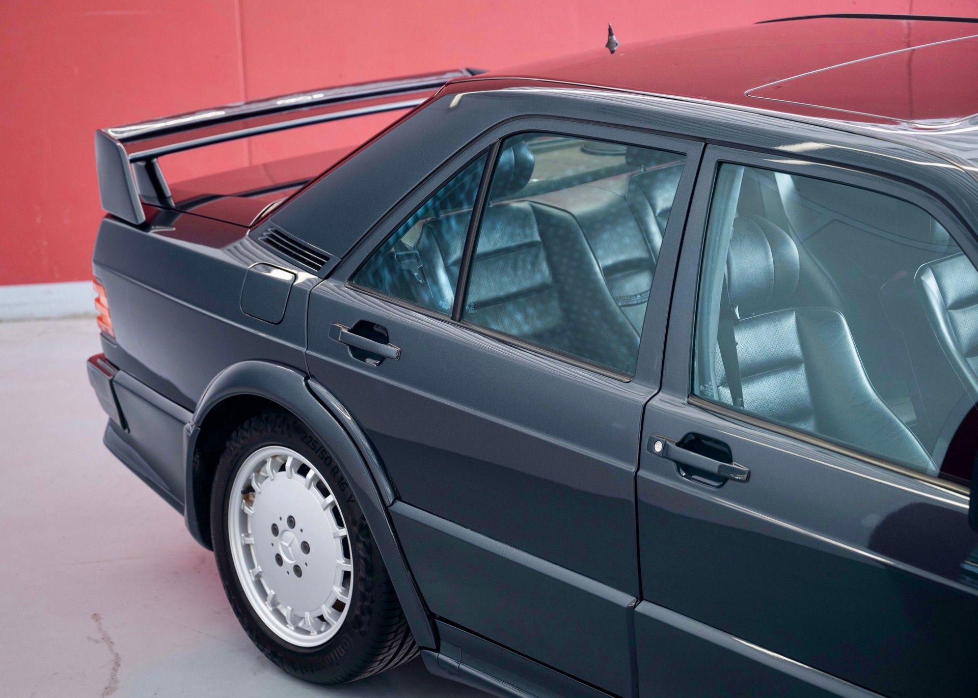 MERCEDES-BENZ 190 E 2.5-16 Evo I (2nd hand Swiss model, 1 of 502, fantastic condition)-image-14