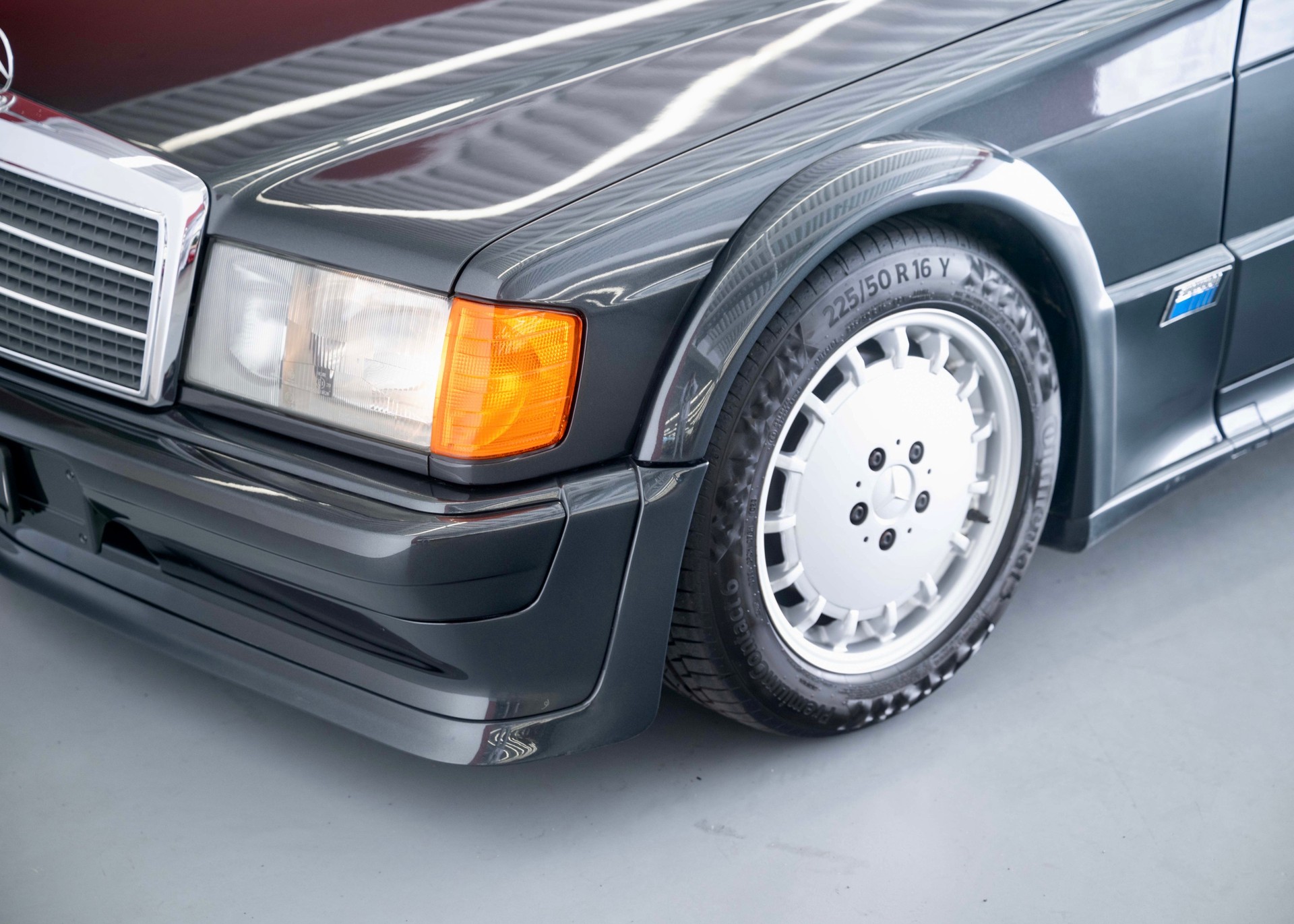 MERCEDES-BENZ 190 E 2.5-16 Evo I (2nd hand Swiss model, 1 of 502, fantastic condition)-image-9