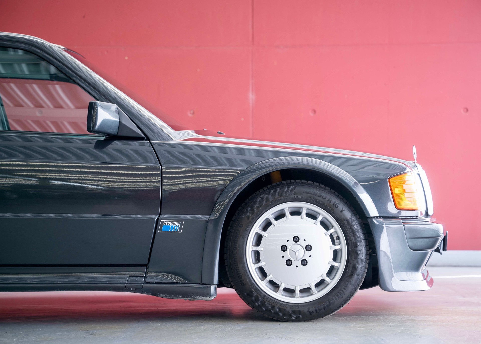 MERCEDES-BENZ 190 E 2.5-16 Evo I (2nd hand Swiss model, 1 of 502, fantastic condition)-image-8