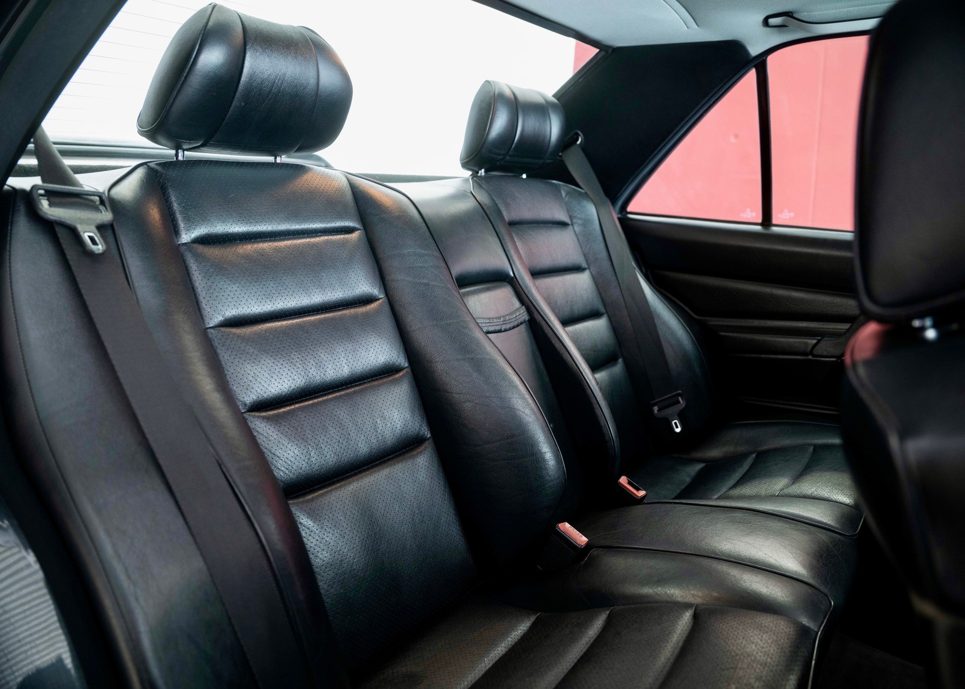 MERCEDES-BENZ 190 E 2.5-16 Evo I (2nd hand Swiss model, 1 of 502, fantastic condition)-image-25