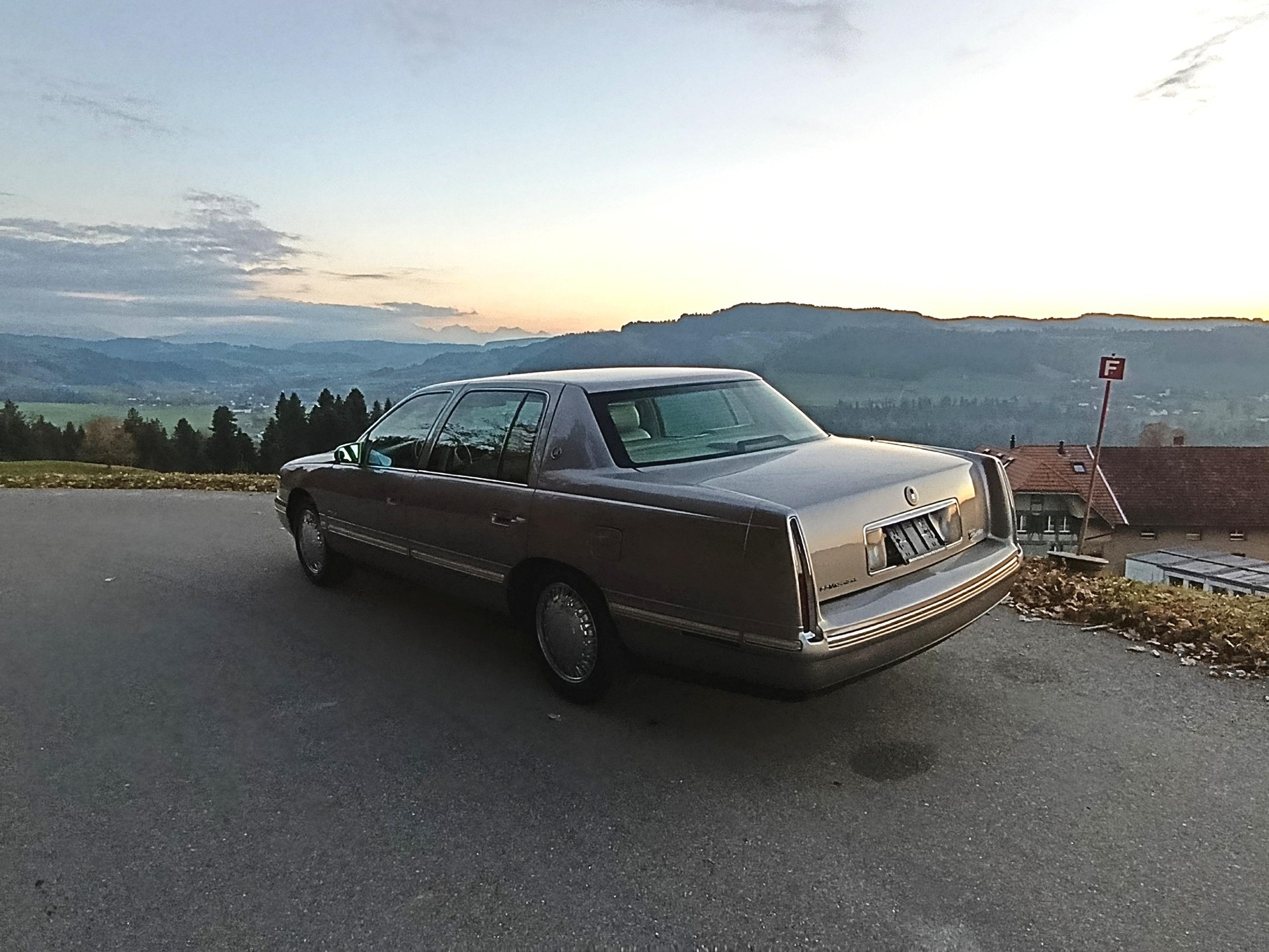 CADILLAC Basis-image-4