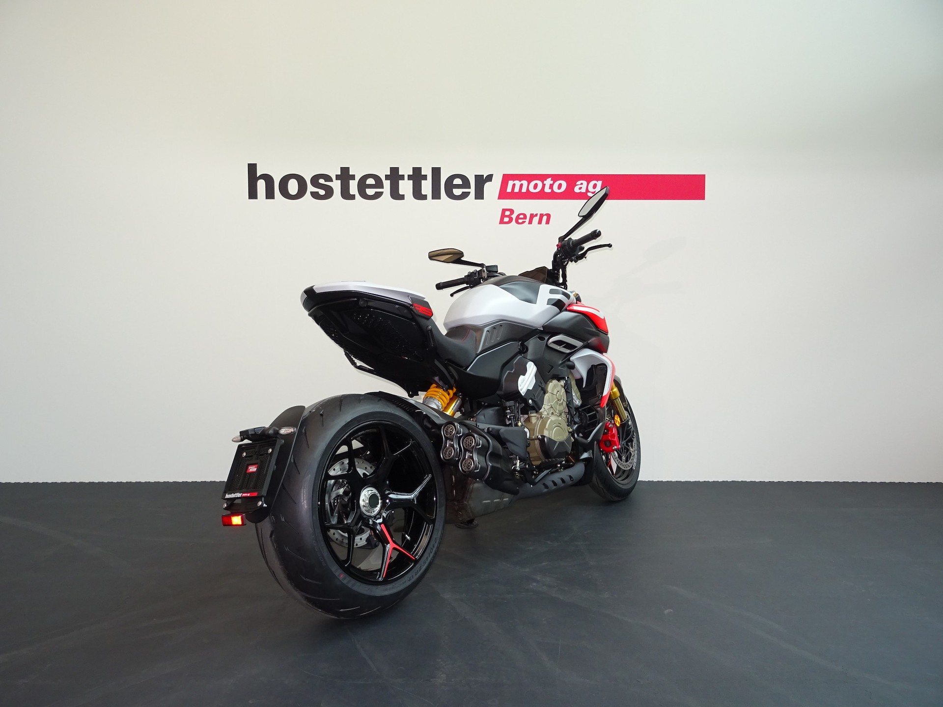 DUCATI Diavel V4 RS-showroom-element-3