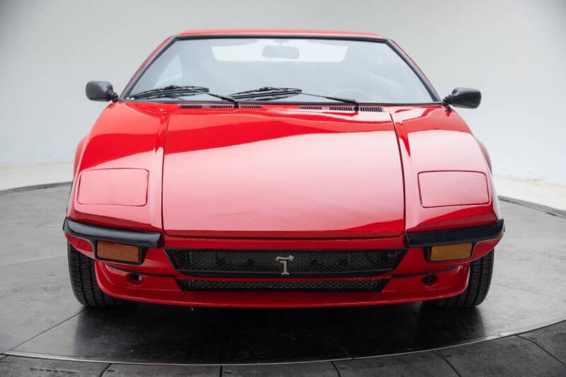 DE TOMASO GTS-image-3