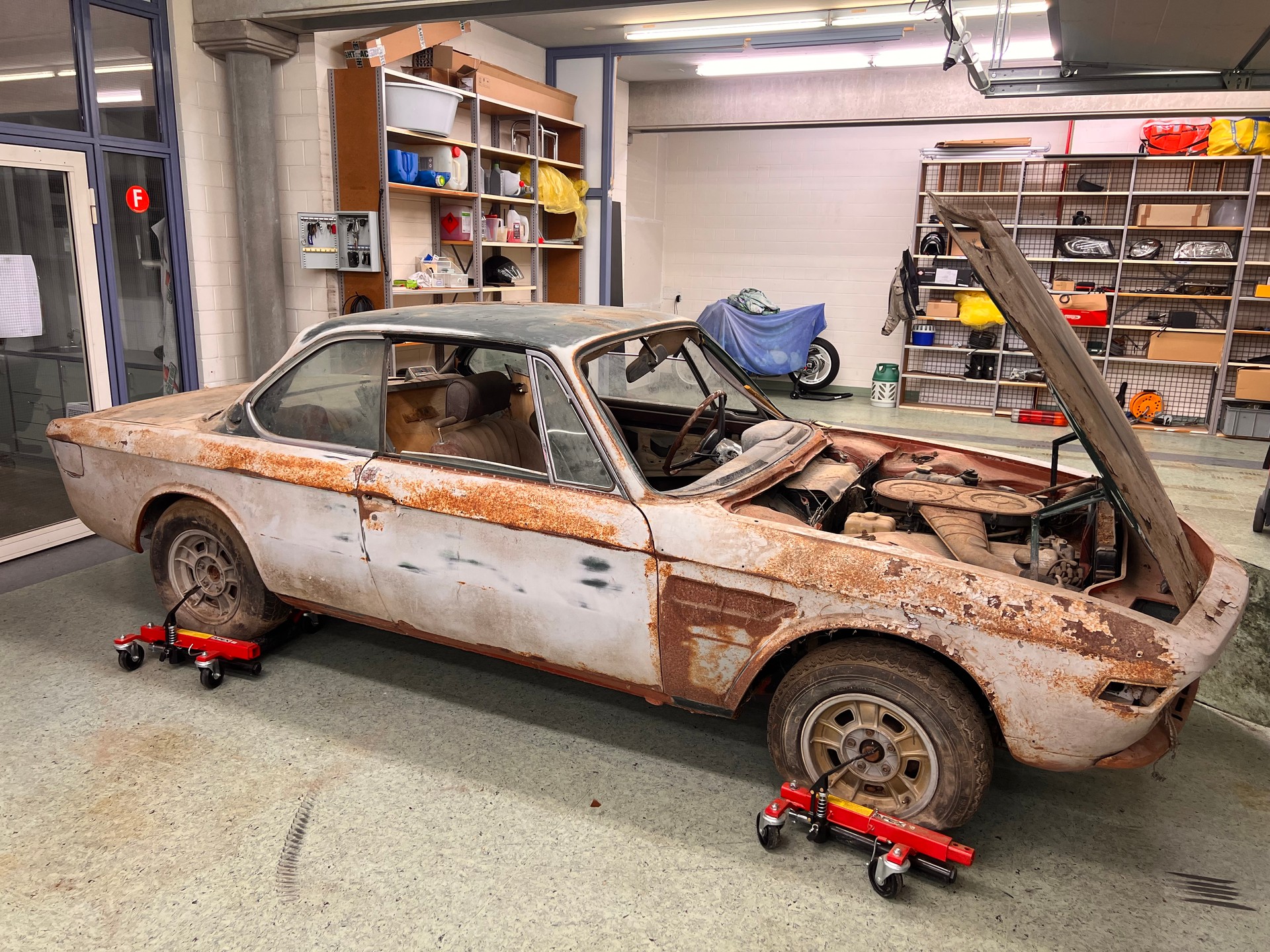 BMW BMW CS 2800 COUPE 1970 PREIS 8`800.--image-10