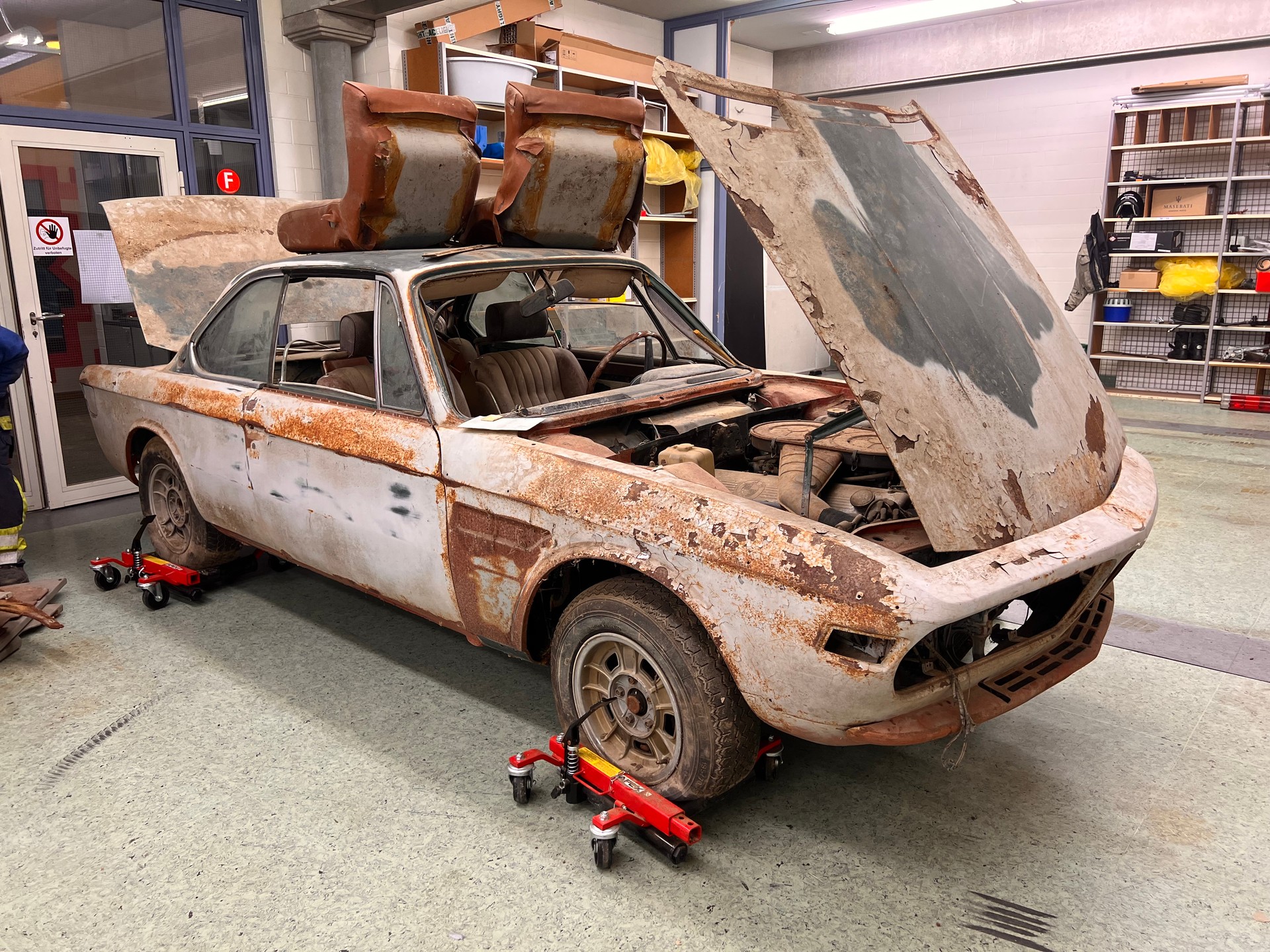 BMW BMW CS 2800 COUPE 1970 PREIS 8`800.--image-29