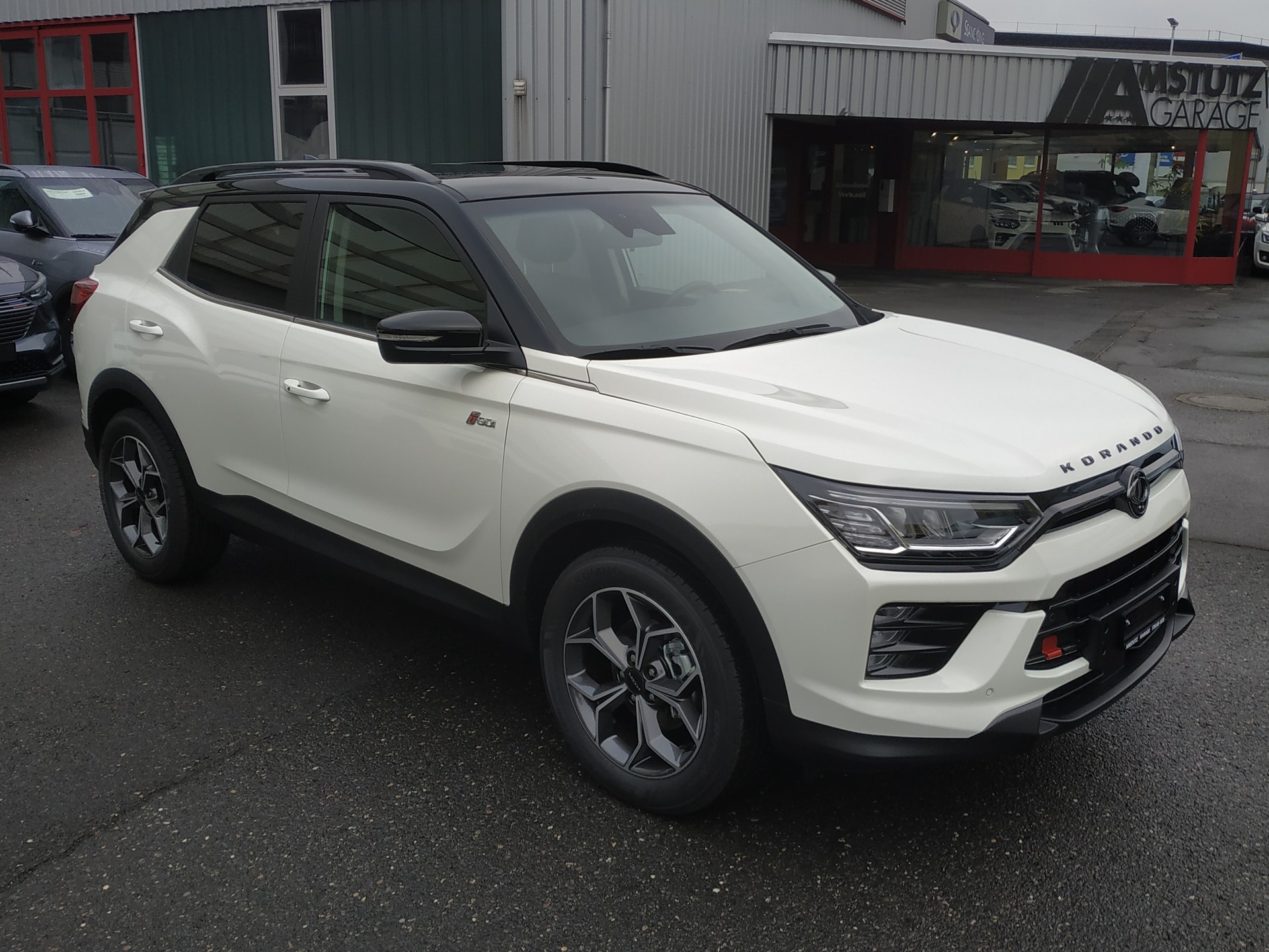 KGM-SsangYong Korando 1.5 T GDI Steel 4WD Automat Bicolor-showroom-element-1