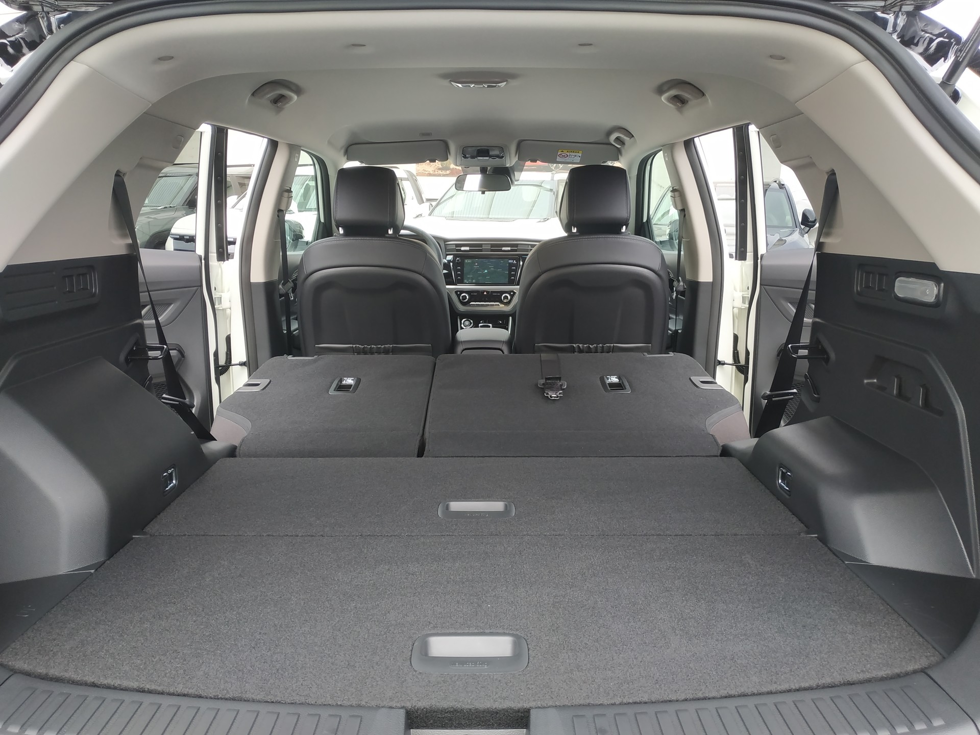 KGM-SsangYong Korando 1.5 T GDI Steel 4WD Automat Bicolor-image-20