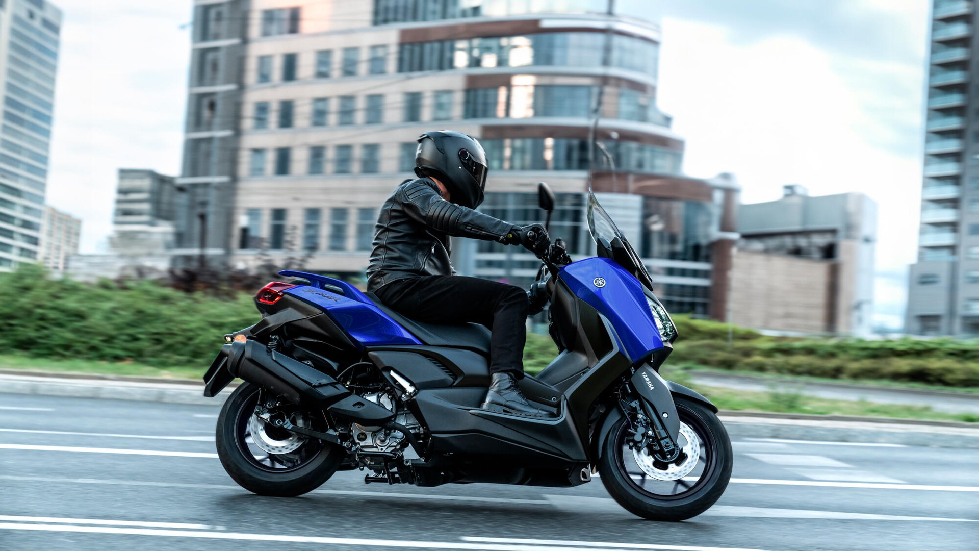 YAMAHA X-Max 300-image-12