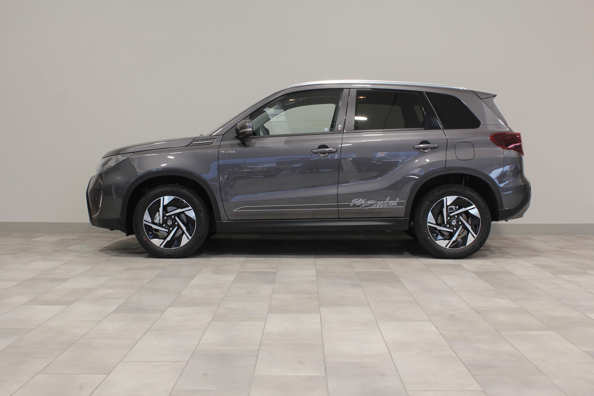 SUZUKI Vitara 1.5 Piz Sulai Top Hybrid 4x4-image-2