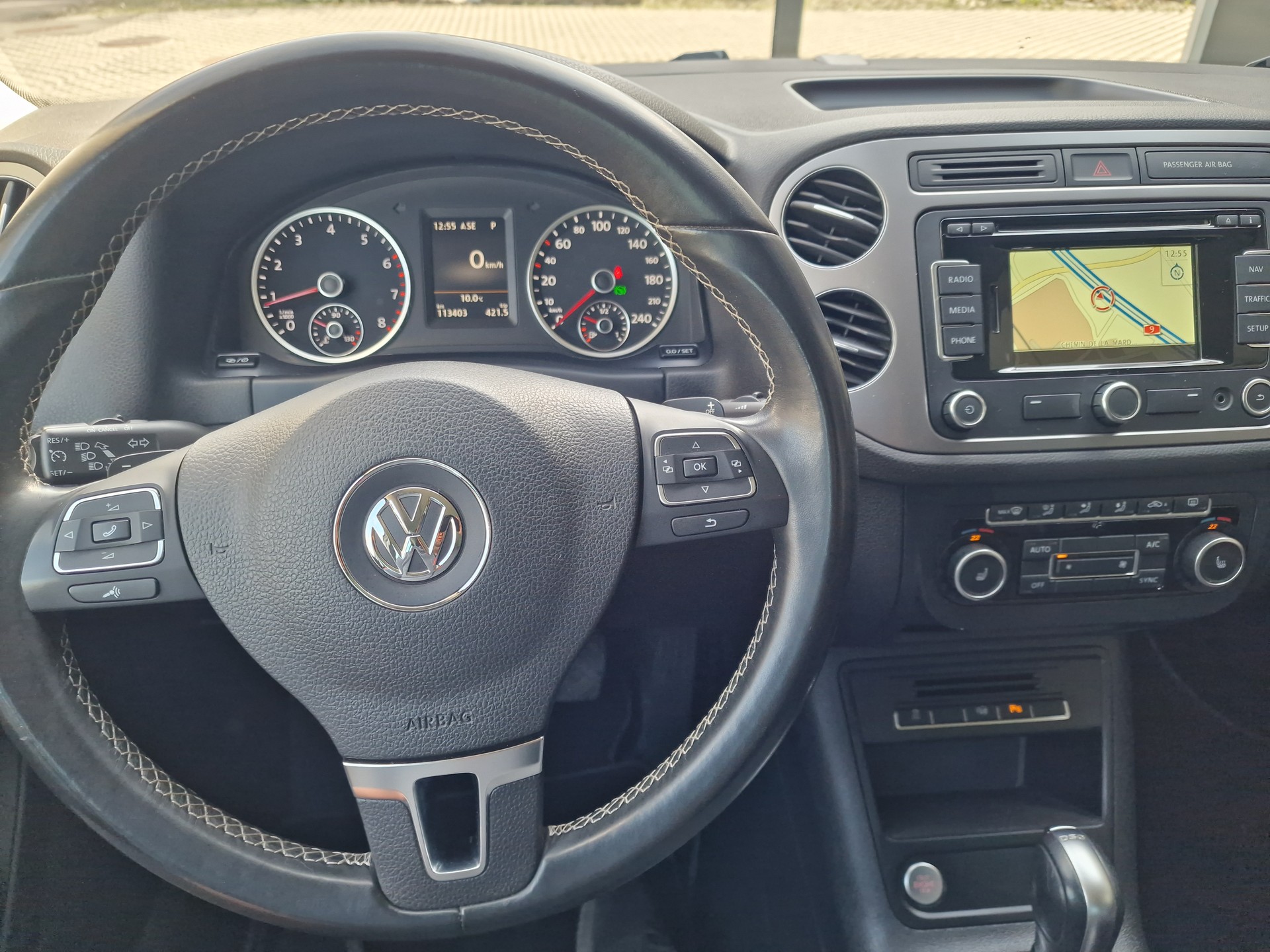 VW Tiguan 2.0 TSI Lounge 4Motion DSG-image-9