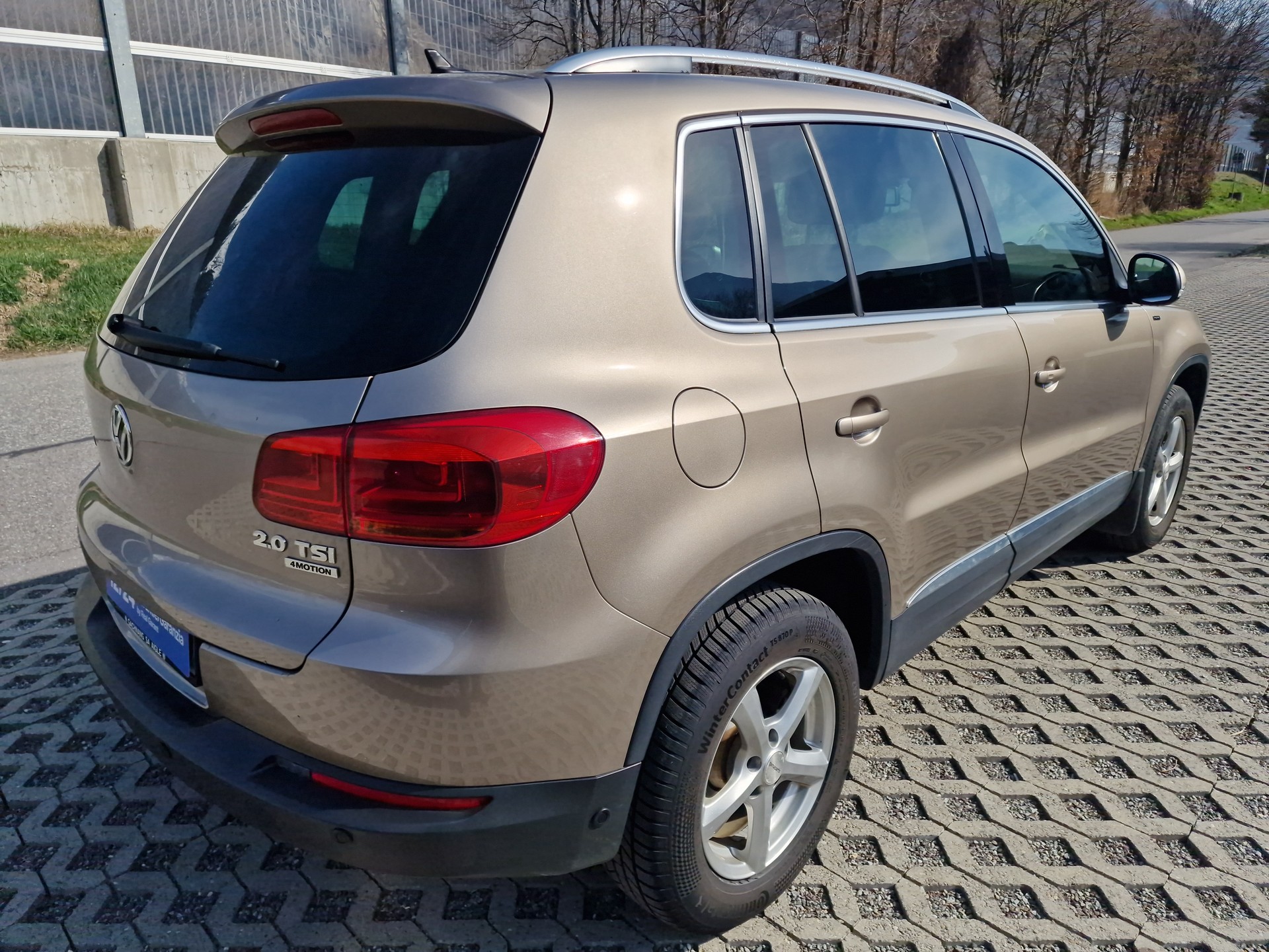 VW Tiguan 2.0 TSI Lounge 4Motion DSG-image-4