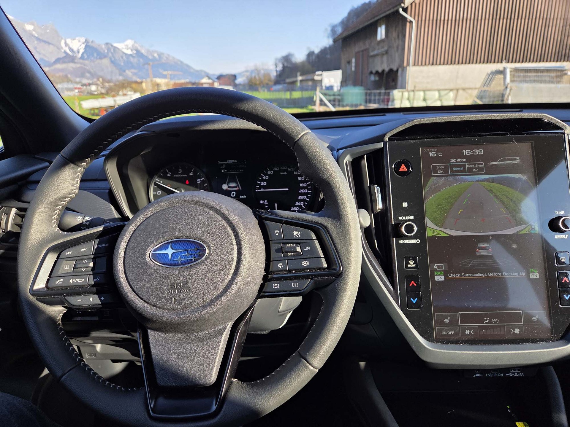 SUBARU Forester Station 2.0i e-Boxer Swiss Plus-image-14