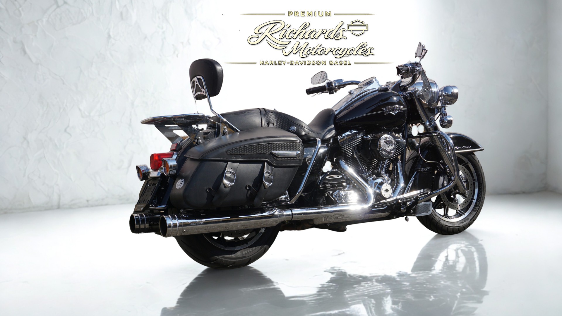 HARLEY-DAVIDSON FLHRC Road King Classic 103 ABS-image-2
