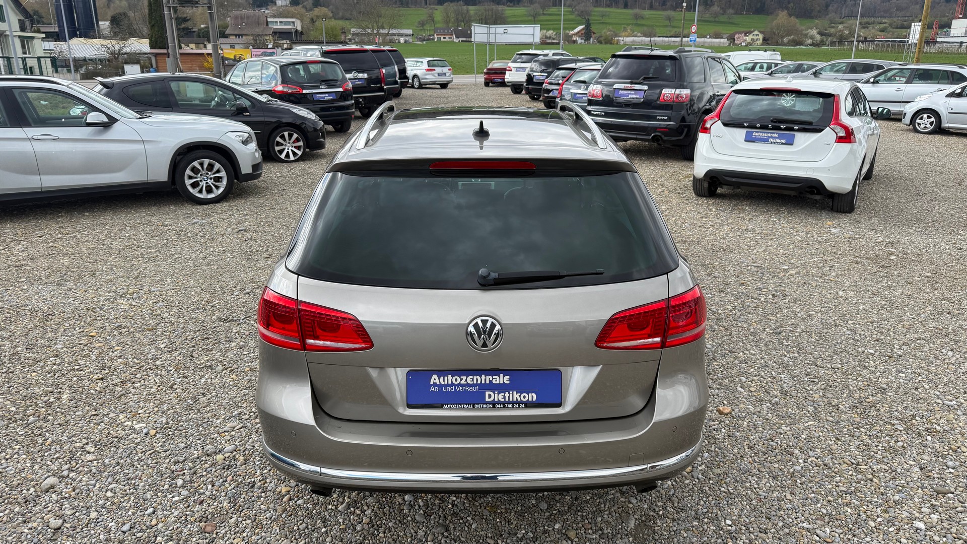VW Passat Variant 2.0 TDI BMT Highline 4MDSG-image-18