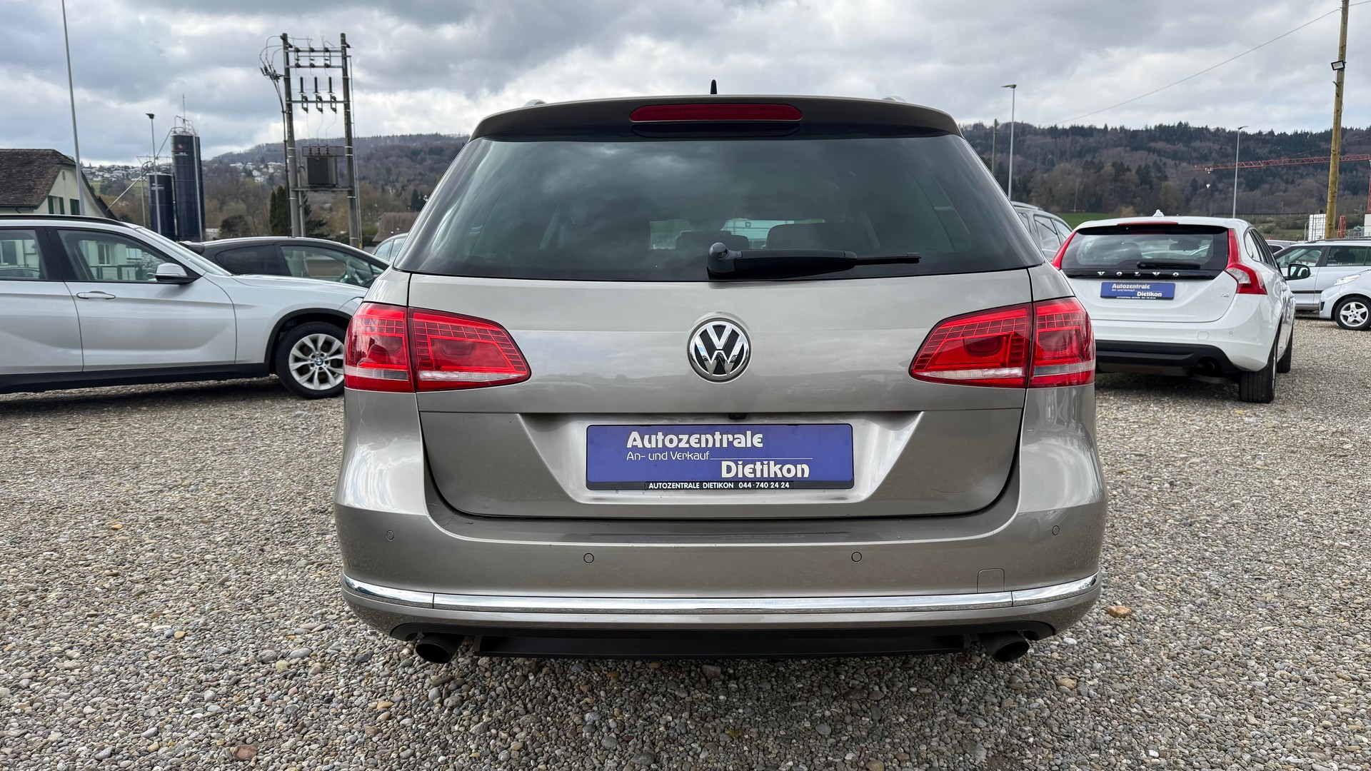 VW Passat Variant 2.0 TDI BMT Highline 4MDSG-image-16