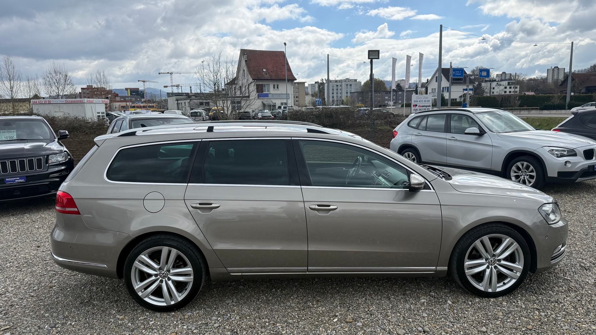 VW Passat Variant 2.0 TDI BMT Highline 4MDSG-image-21