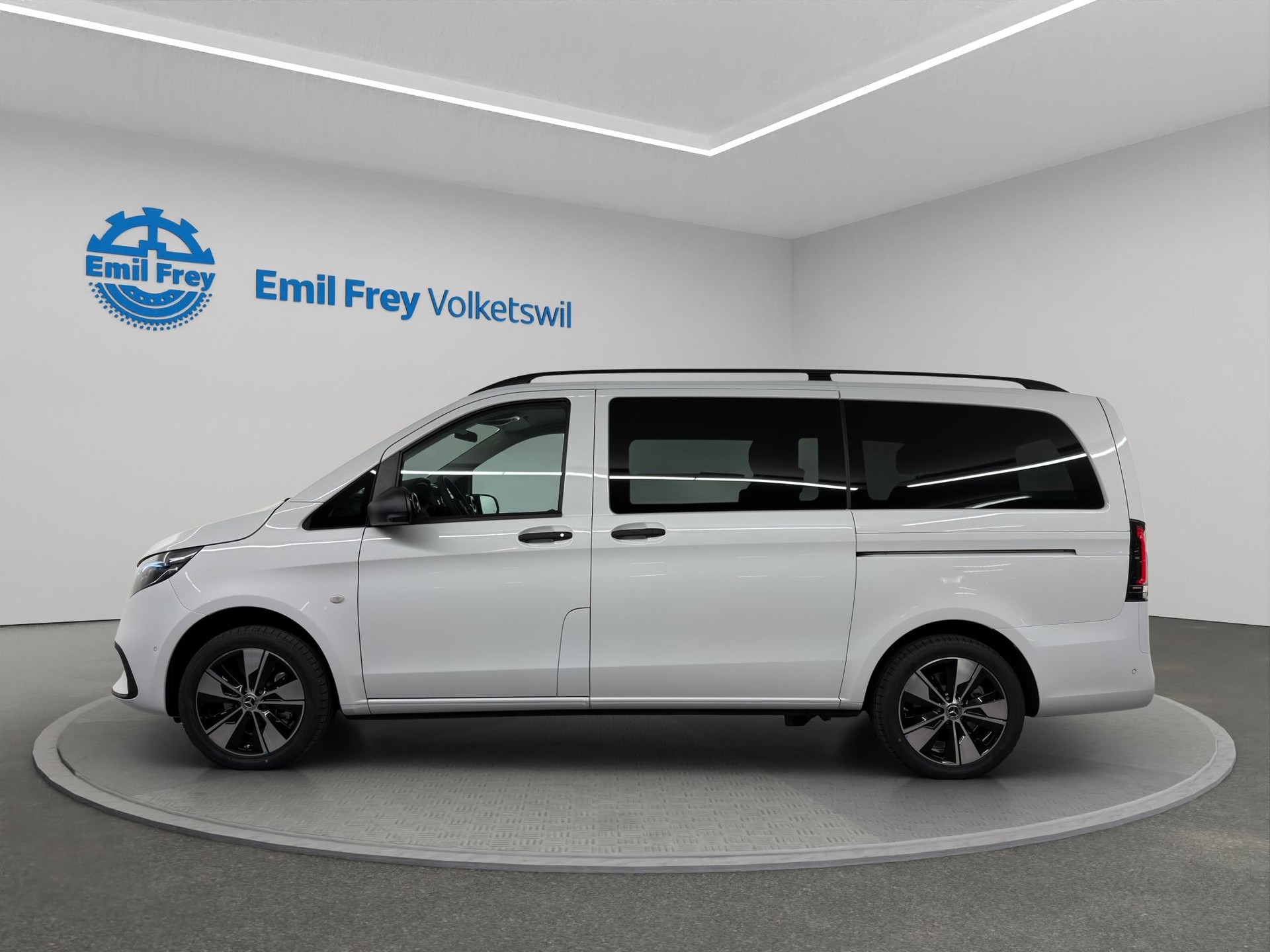 MERCEDES-BENZ Vito 116 Kombi L 2.0 CDI Select Family-showroom-element-1