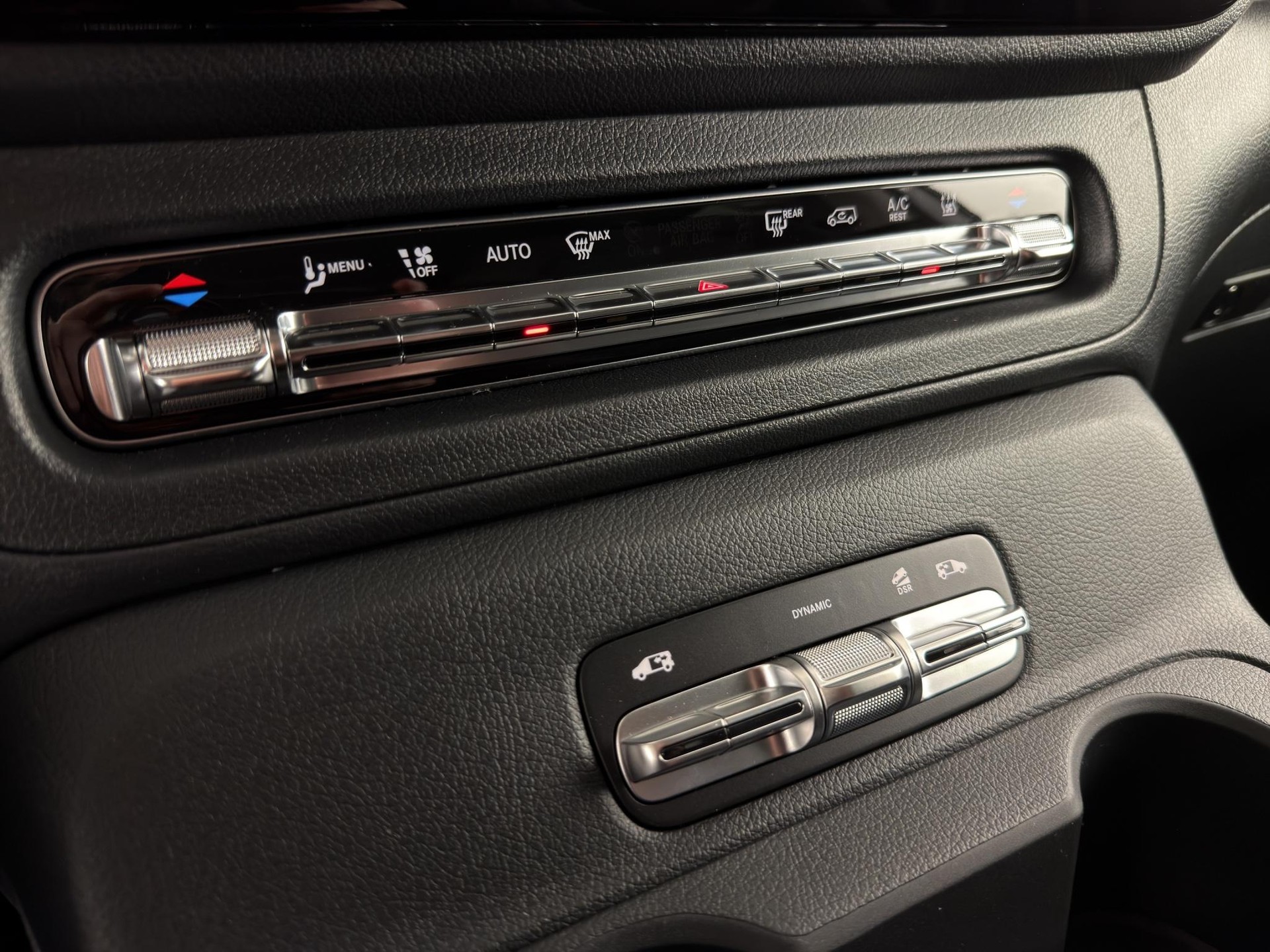 MERCEDES-BENZ Vito 116 Kombi L 2.0 CDI Select Family-image-13