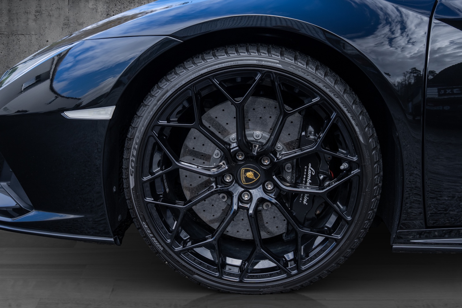 LAMBORGHINI Huracan Coupé 5.2 EVO-image-8