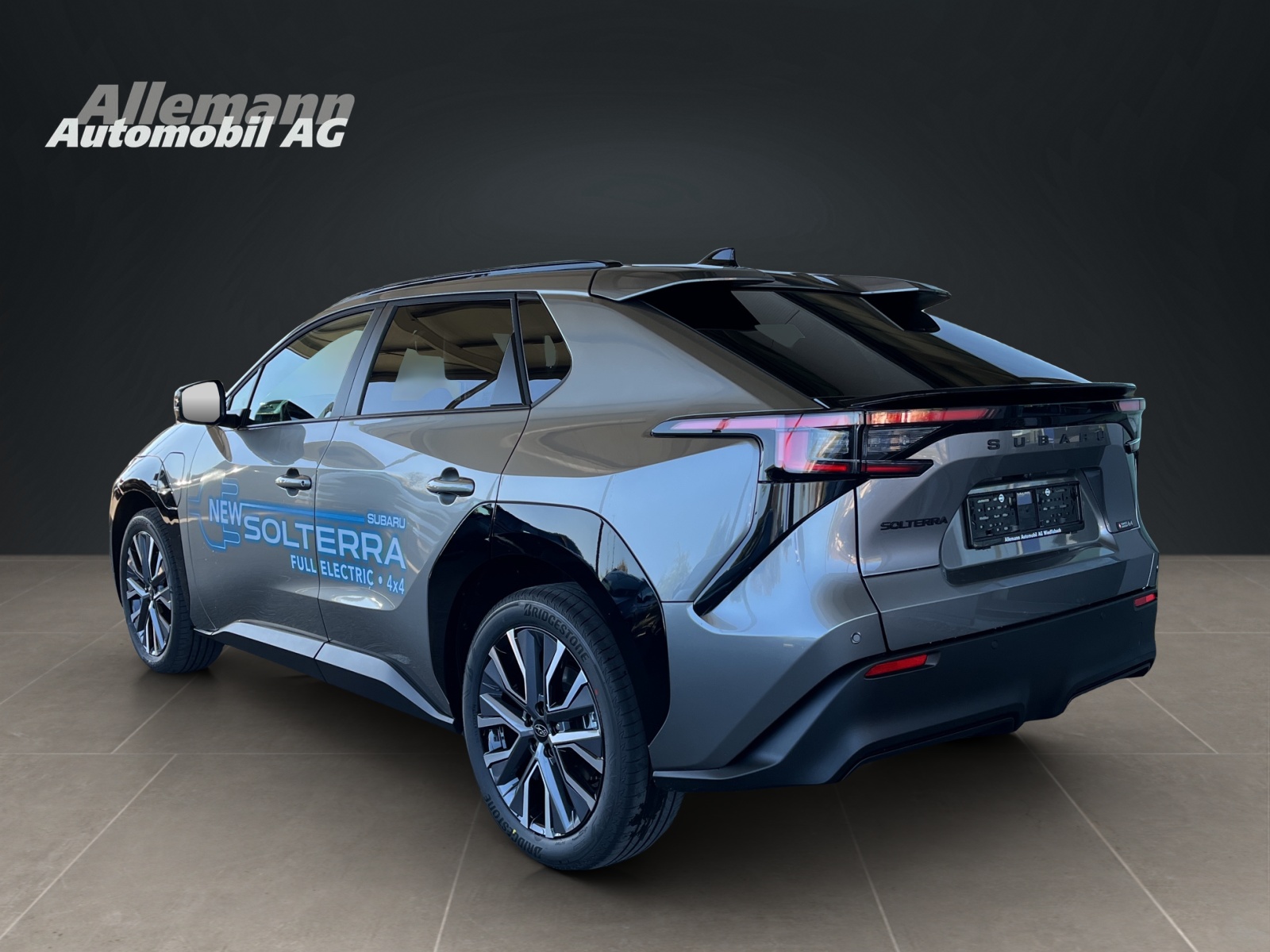 SUBARU Solterra eV Luxury AWD-image-3