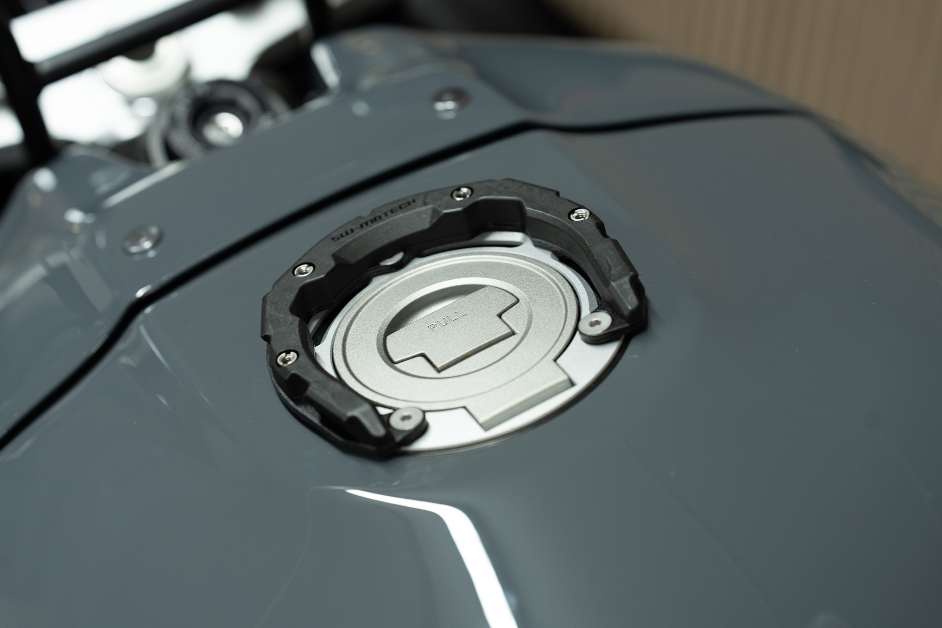 YAMAHA XSR 900 GP mit Akrapovic Komplettanlage-image-3