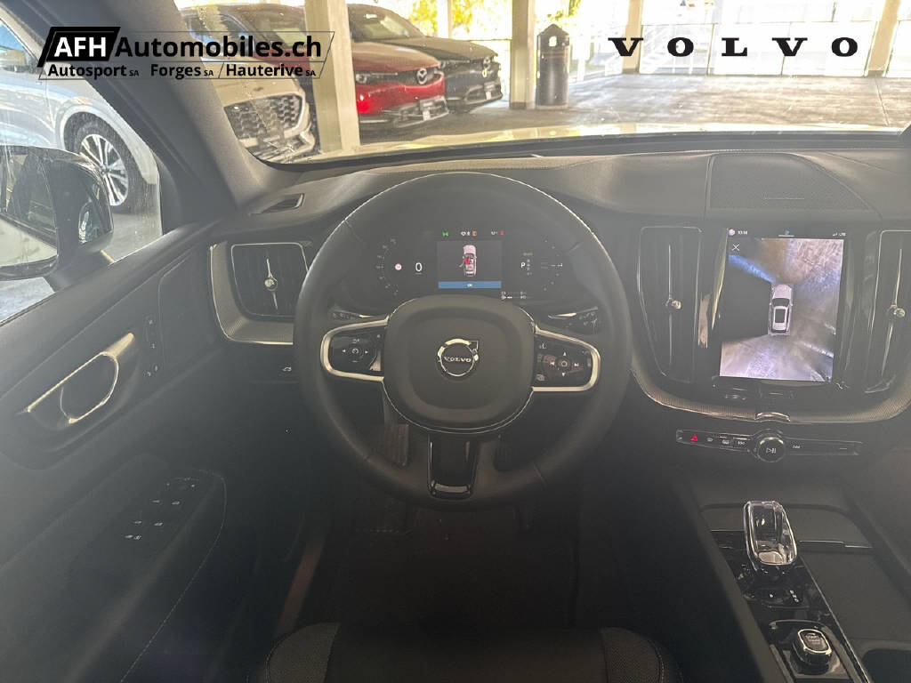 VOLVO XC60 2.0 T6 TE XCENTRIC eAWD-showroom-element-2
