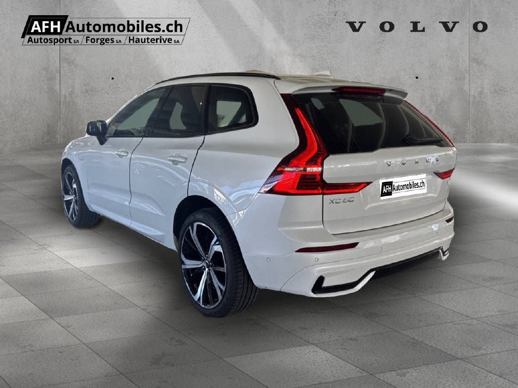 VOLVO XC60 2.0 T6 TE XCENTRIC eAWD-image-10