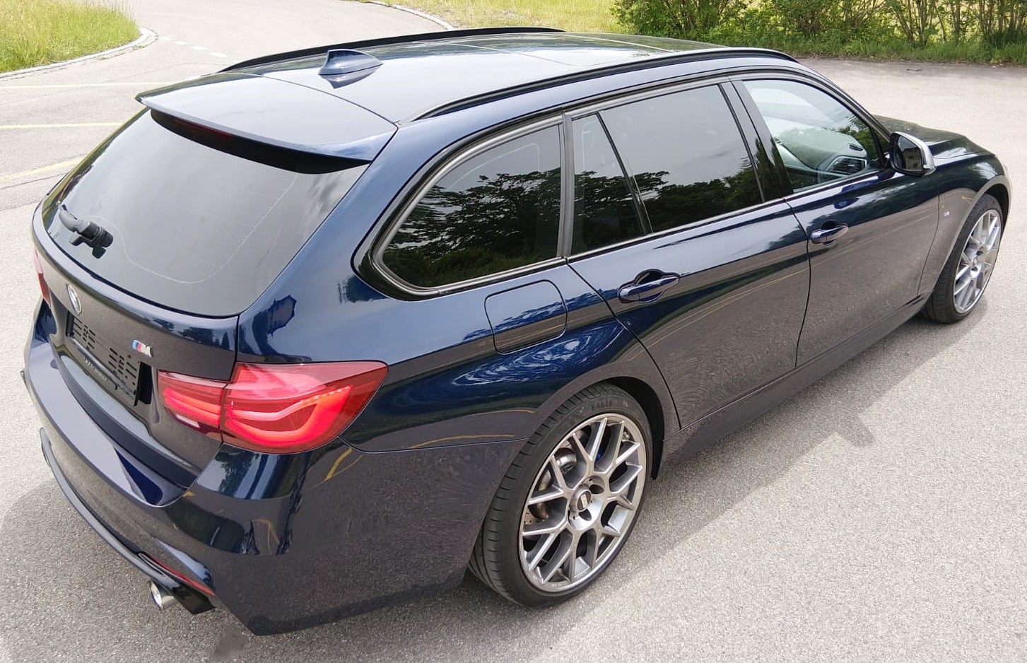 BMW 340i xDrive Touring Power & Sound Steptronic-showroom-element-1