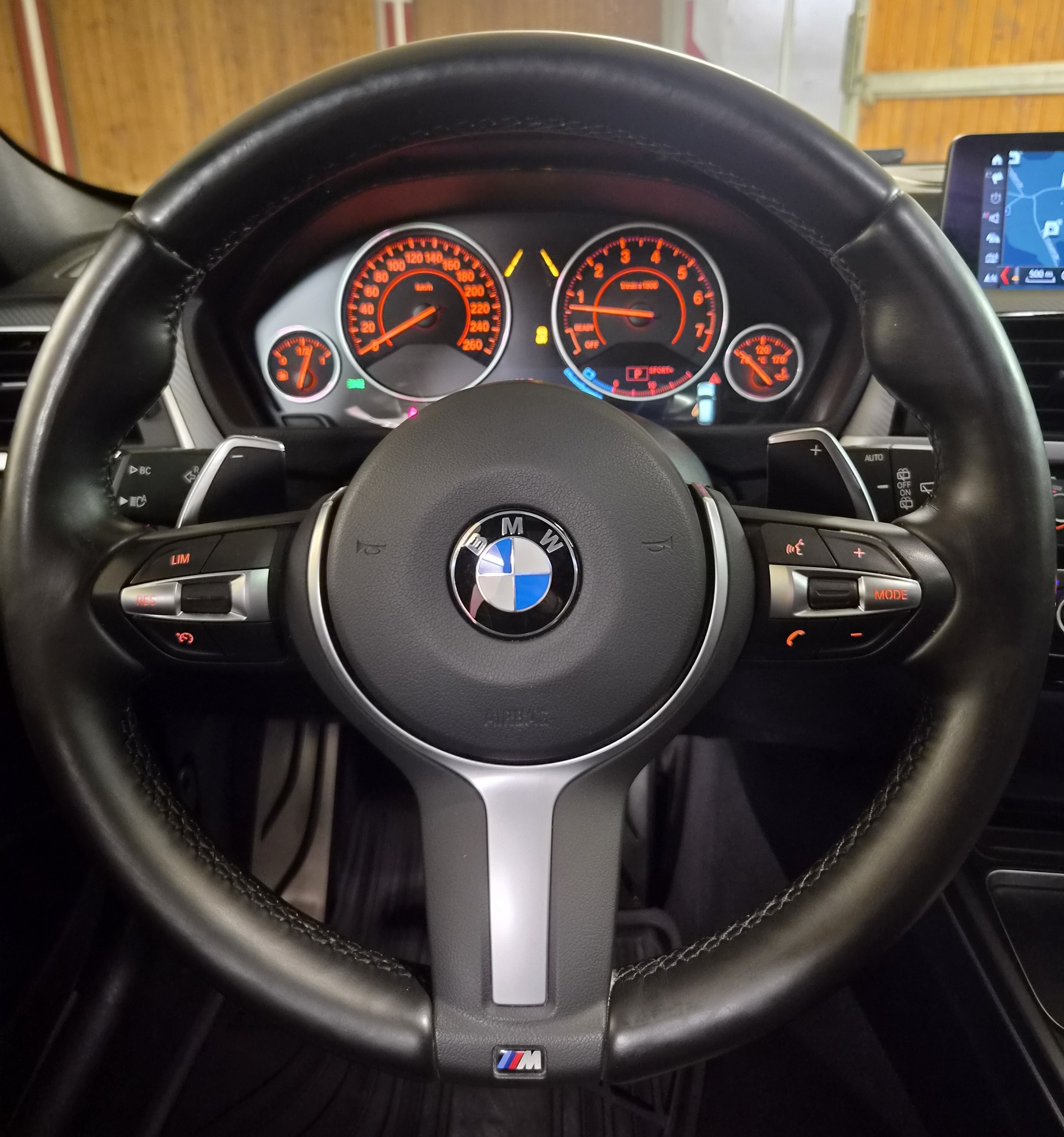 BMW 340i xDrive Touring Power & Sound Steptronic-image-12