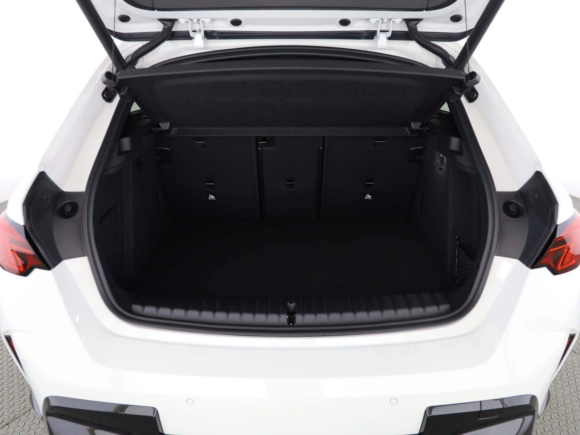 BMW M135i xDrive-image-5