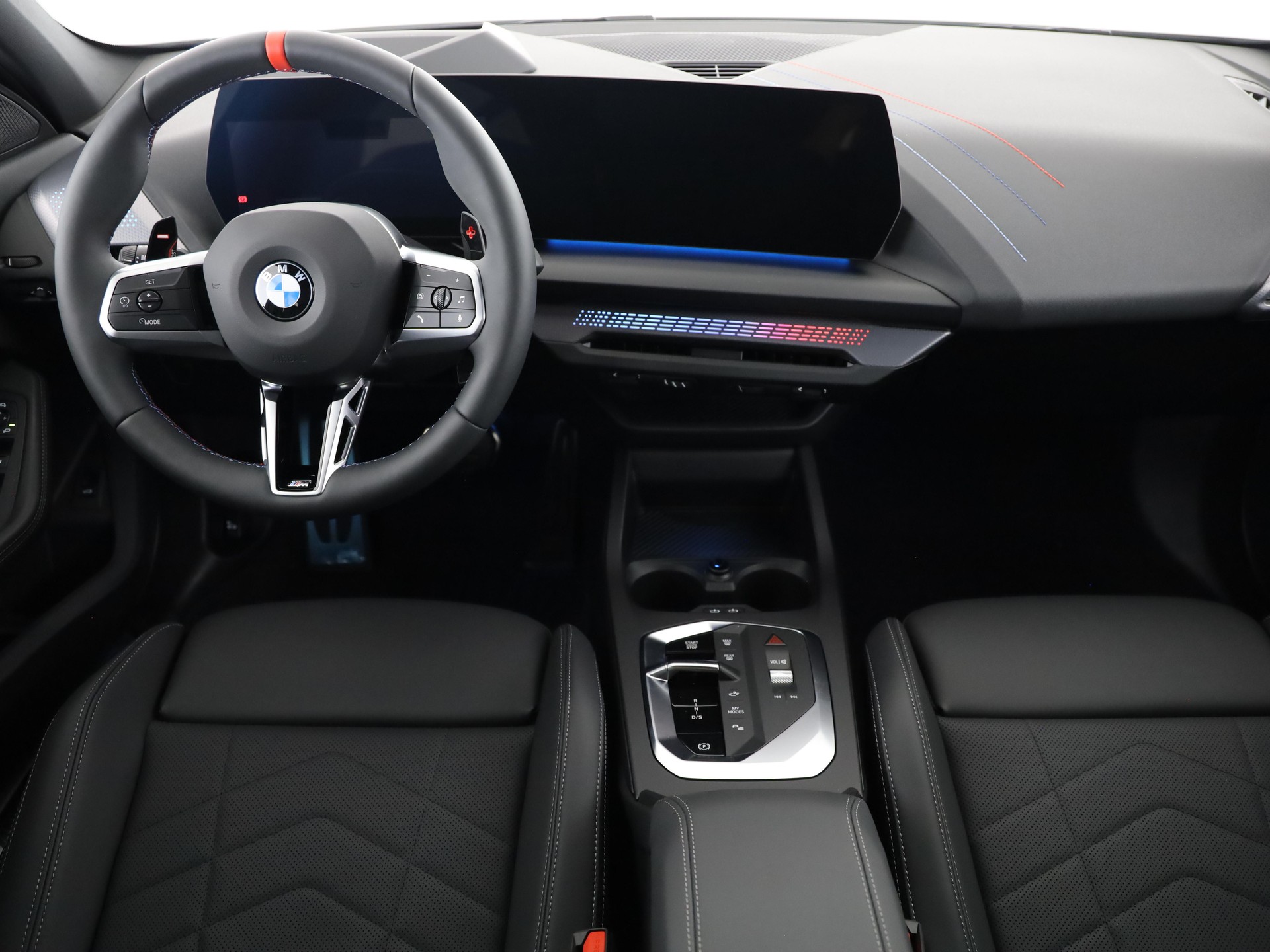 BMW M135i xDrive-image-4