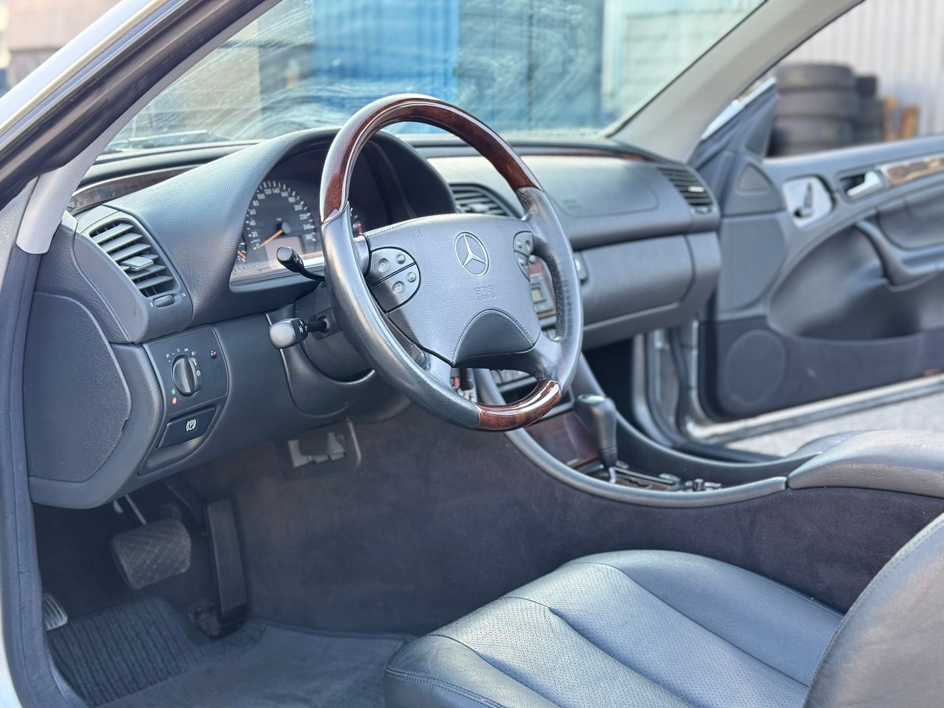 MERCEDES-BENZ CLK 230 K Avantgarde-image-10