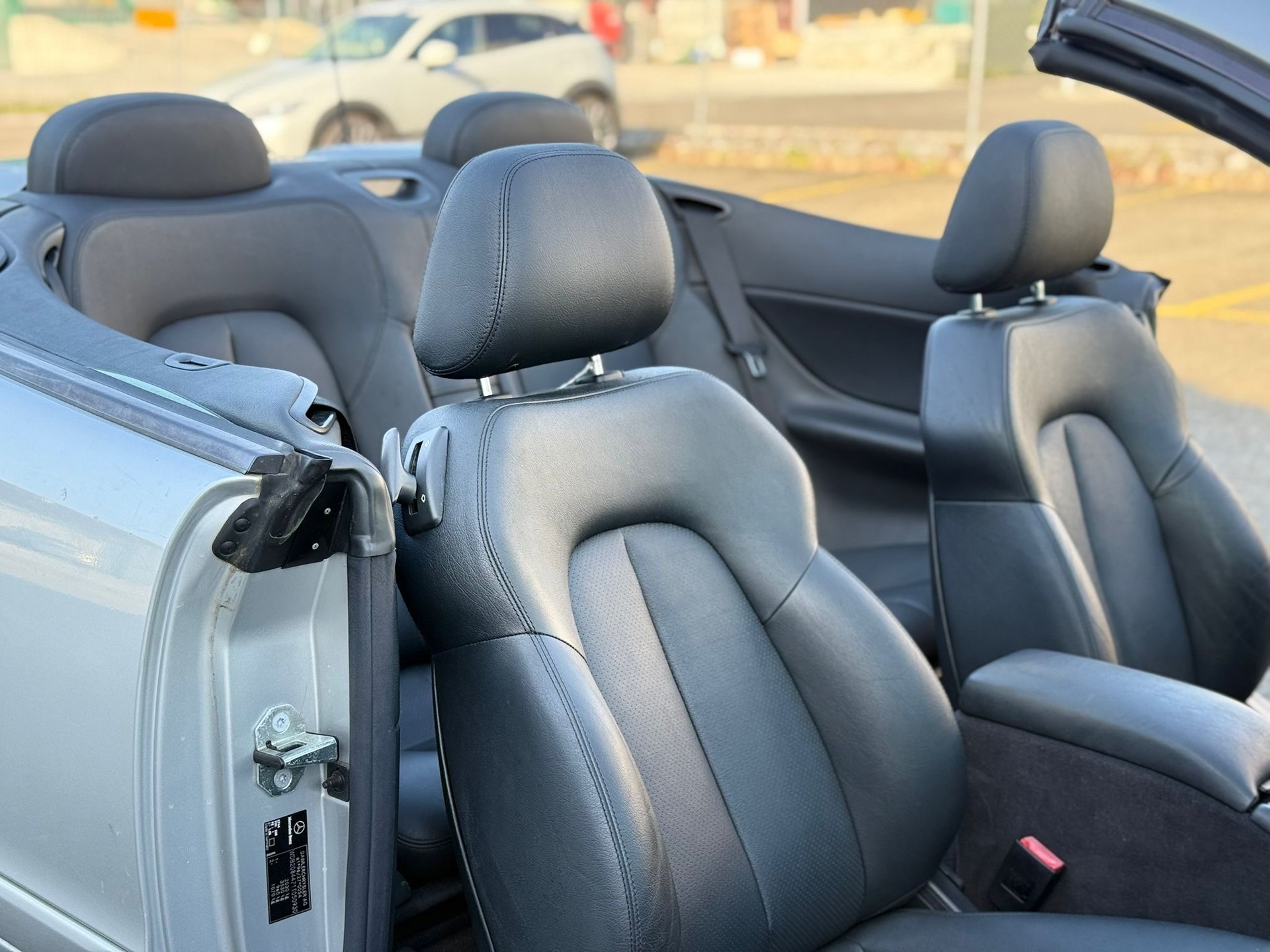 MERCEDES-BENZ CLK 230 K Avantgarde-image-9