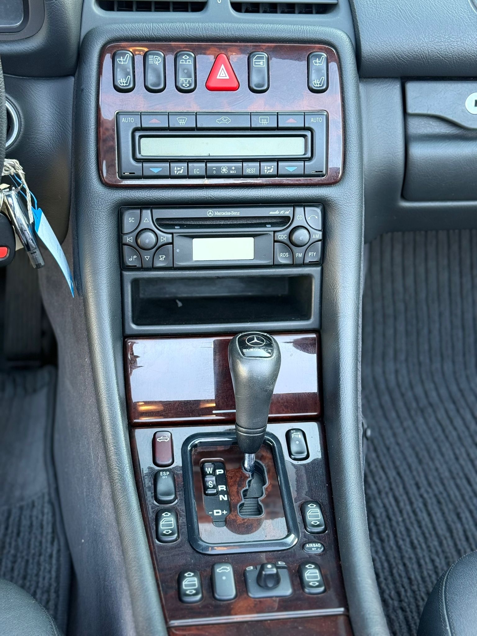 MERCEDES-BENZ CLK 230 K Avantgarde-image-11