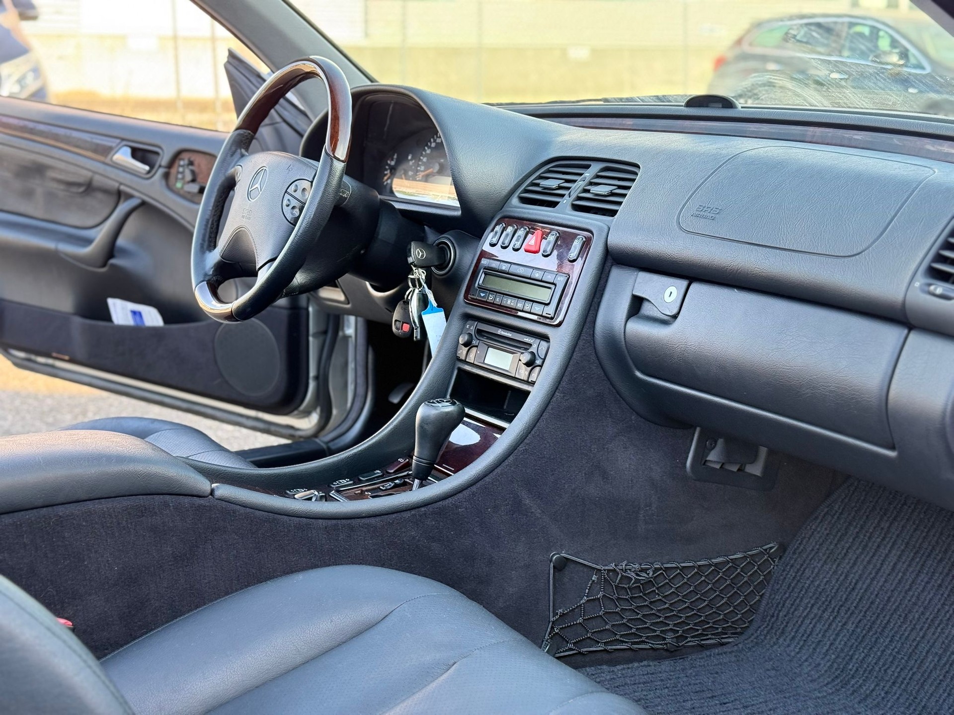 MERCEDES-BENZ CLK 230 K Avantgarde-image-8